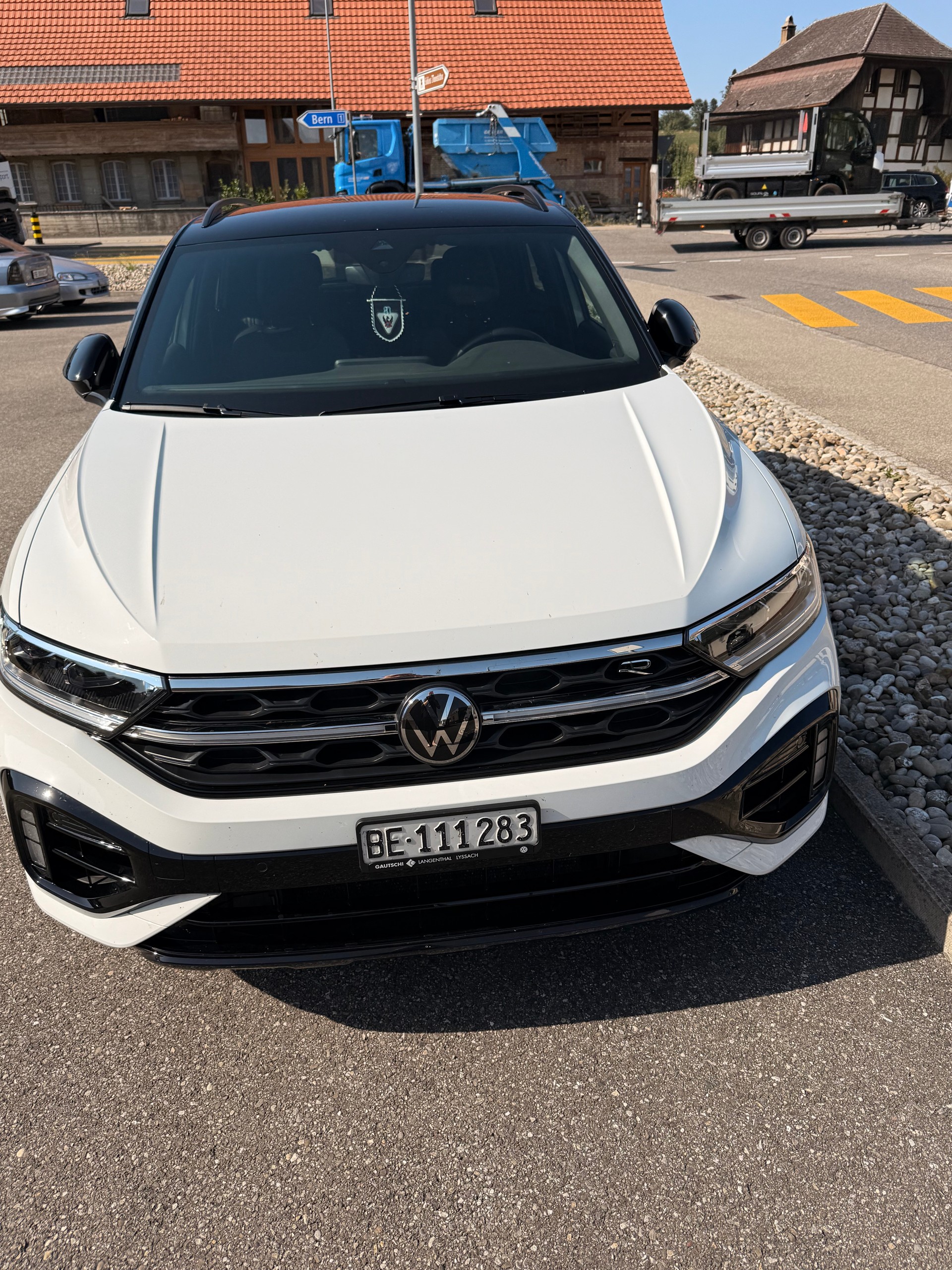 VW 2.0 TSI R DSG 4motion-image-1