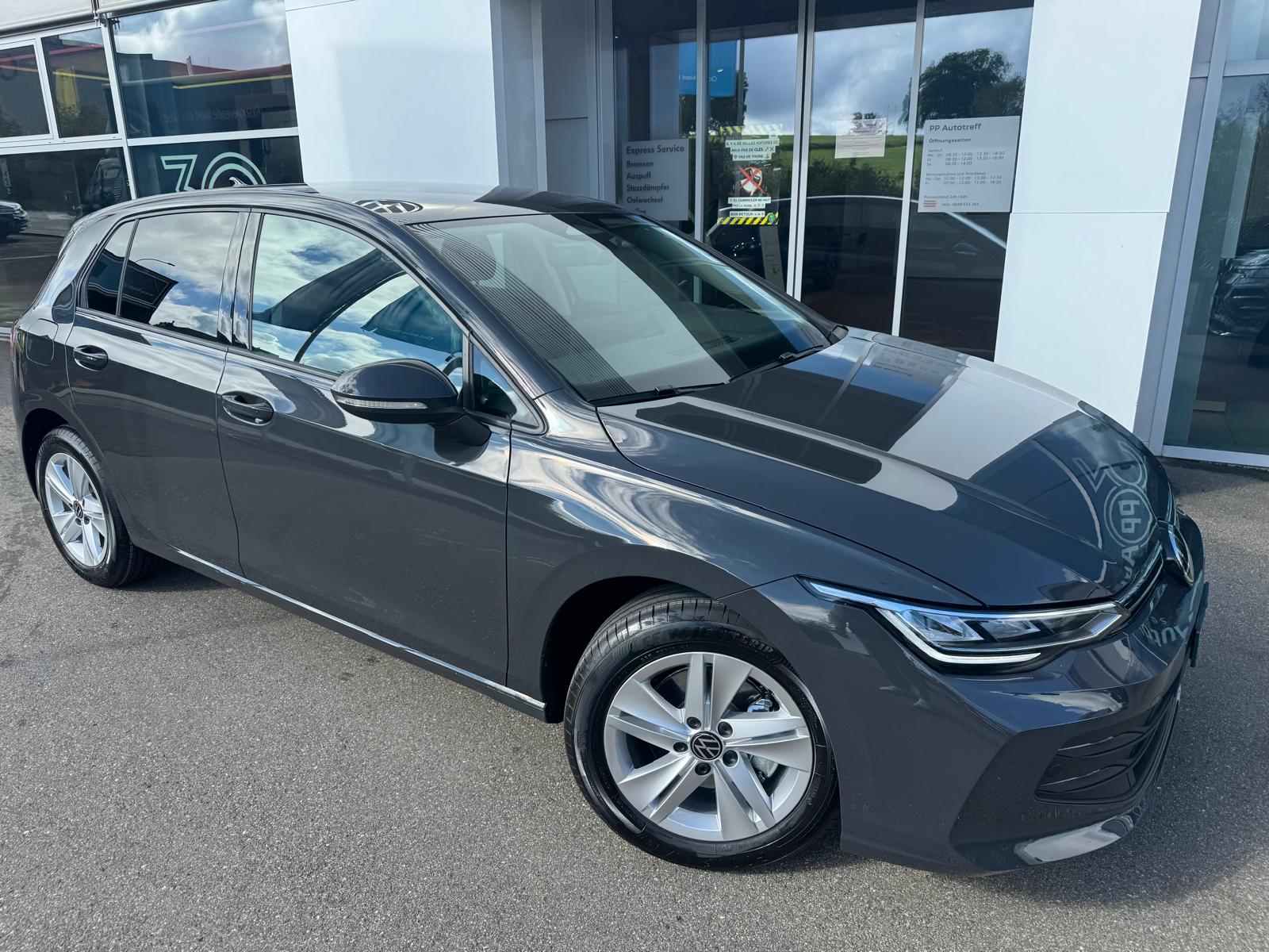 VW Golf 1.5 e TSI mHEV Basis DSG-image-1
