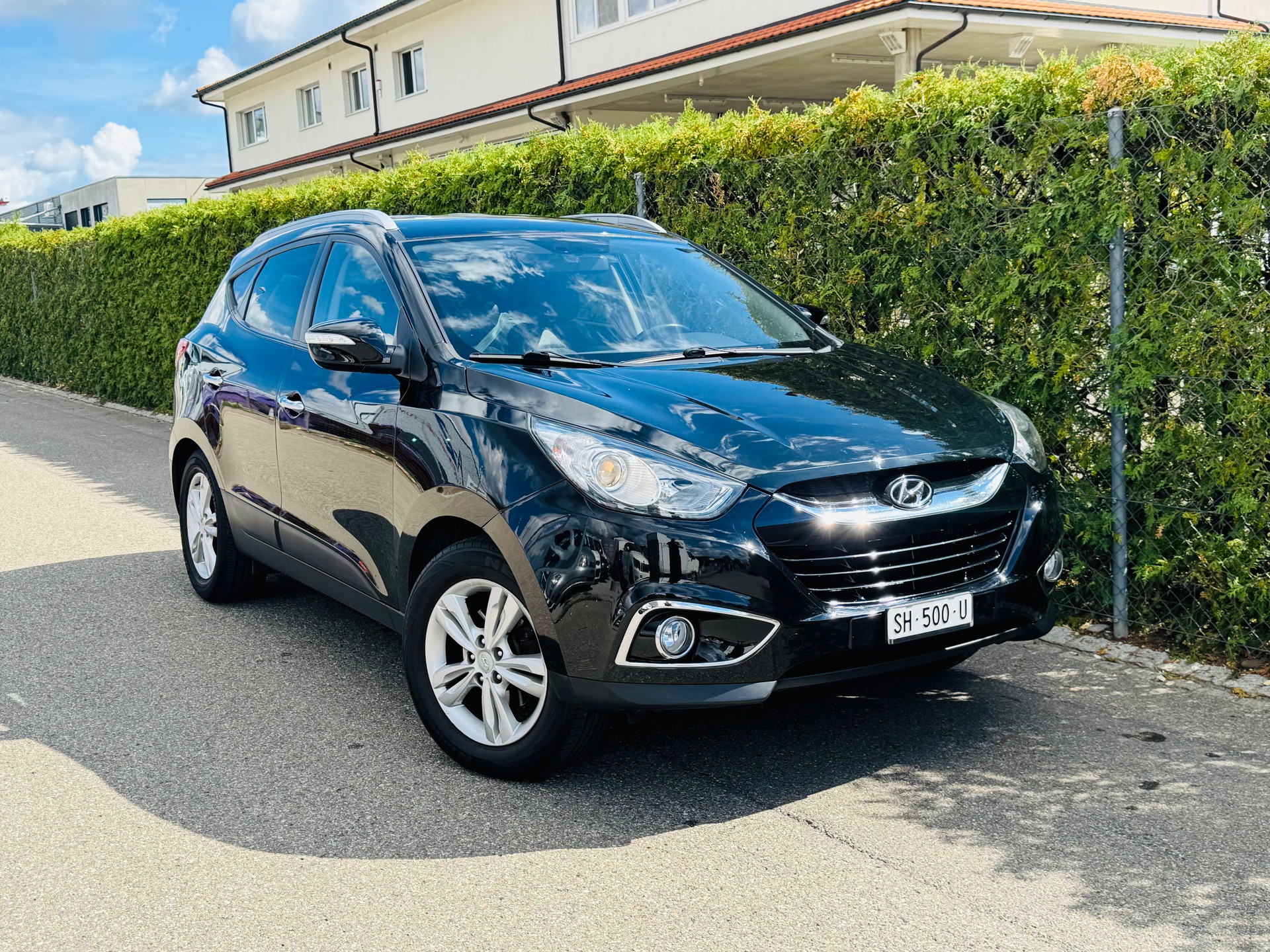 HYUNDAI iX 35 2.0 CRDi Style 4WD-image-0