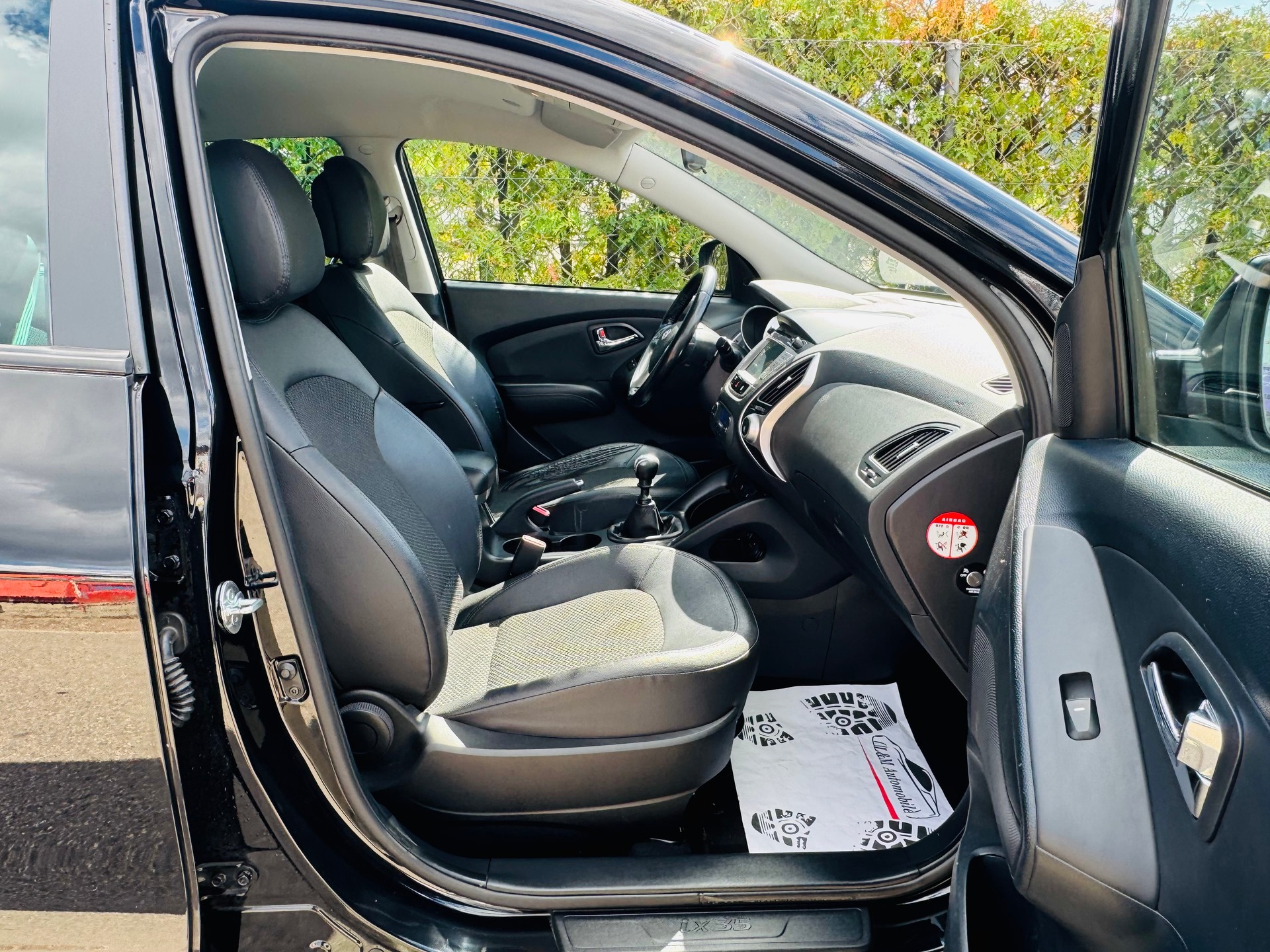 HYUNDAI iX 35 2.0 CRDi Style 4WD-image-11