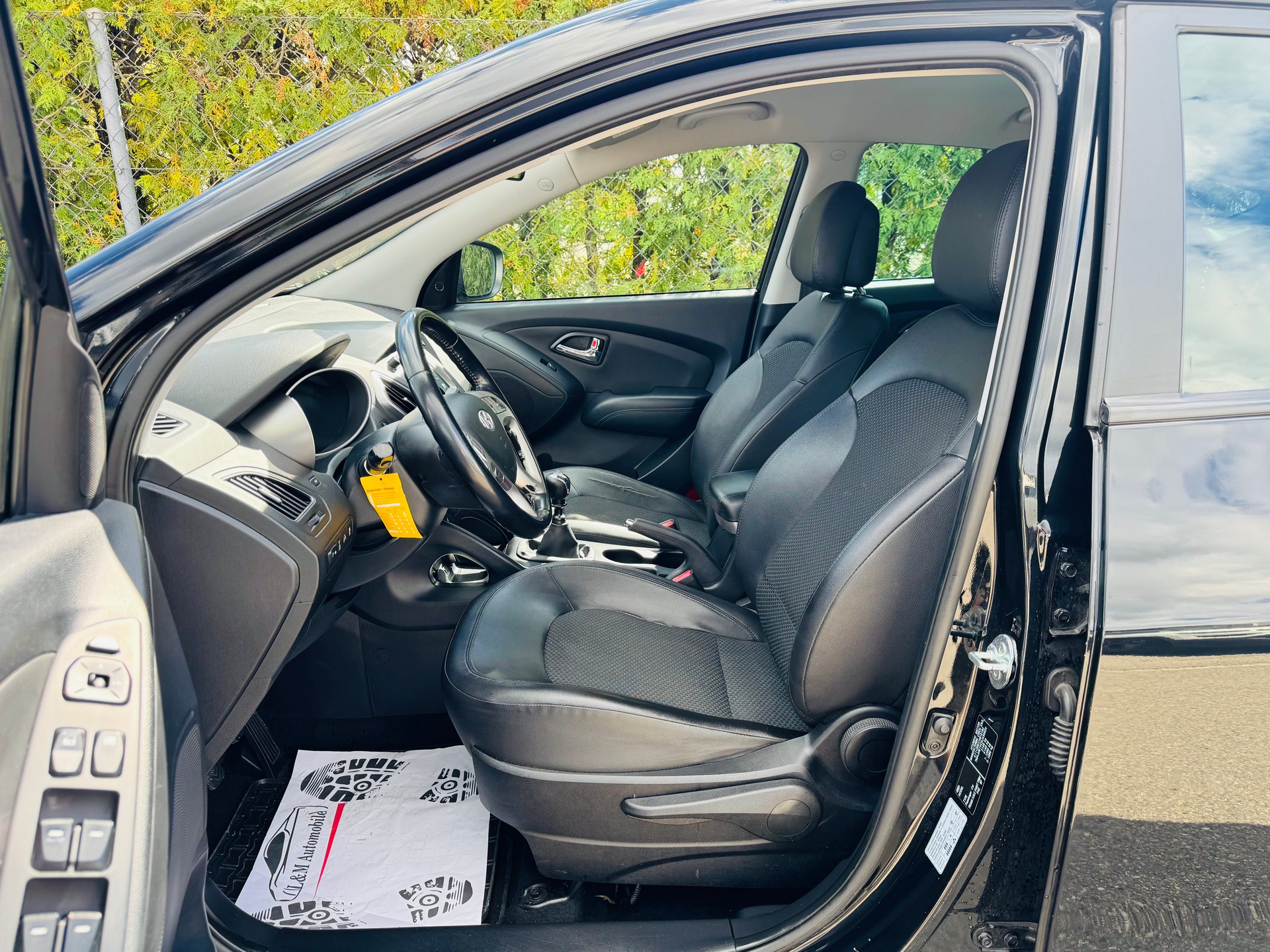 HYUNDAI iX 35 2.0 CRDi Style 4WD-image-10