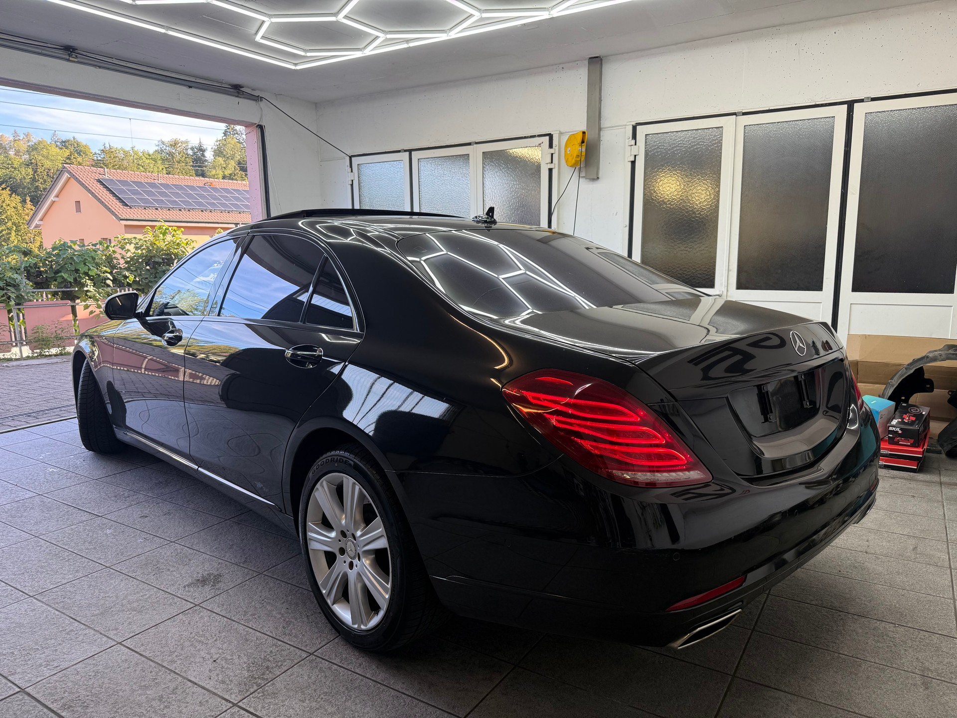 MERCEDES-BENZ S 500 L 4Matic 7G-Tronic-image-1