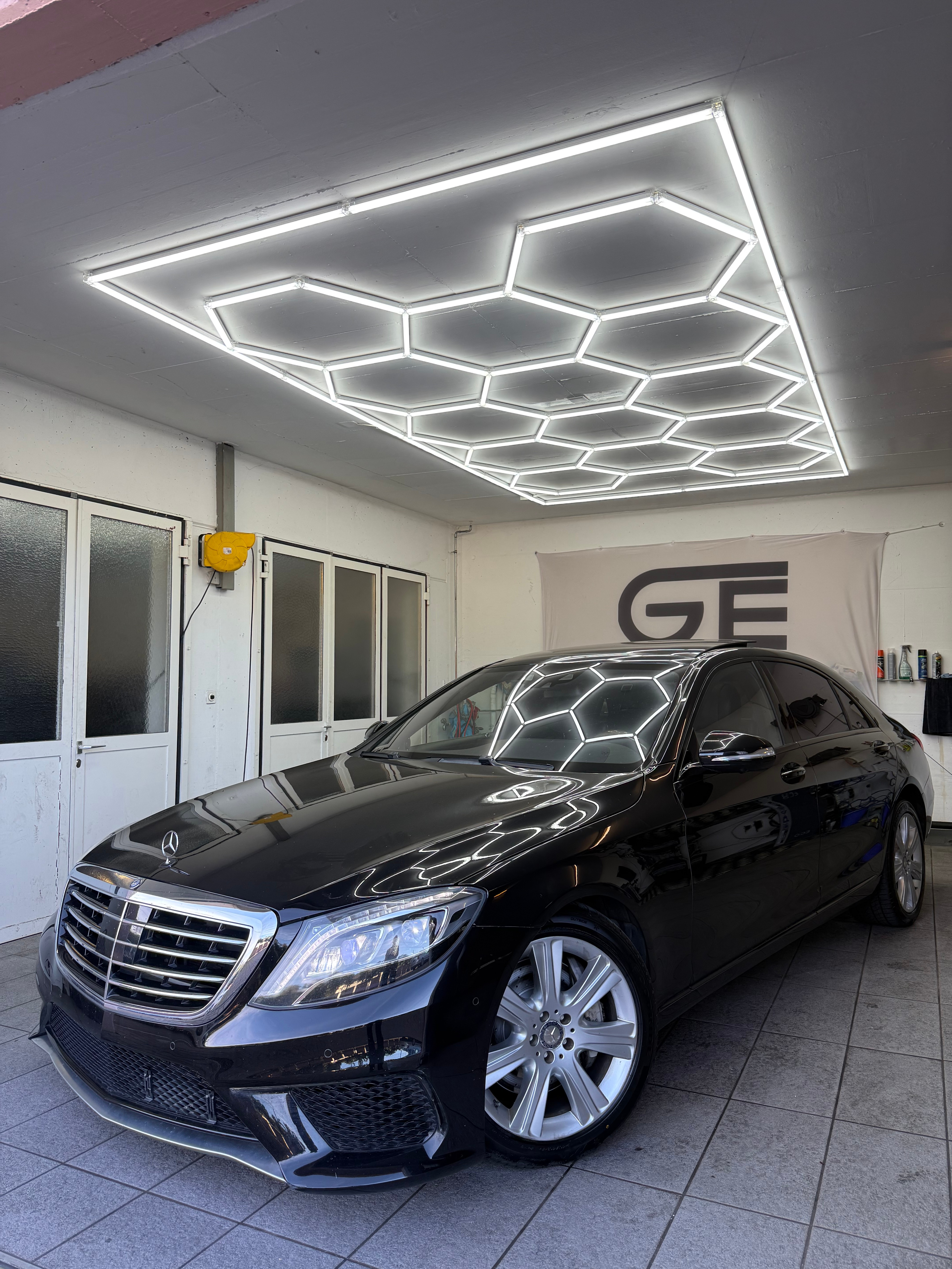 MERCEDES-BENZ S 500 L 4Matic 7G-Tronic — slika 1