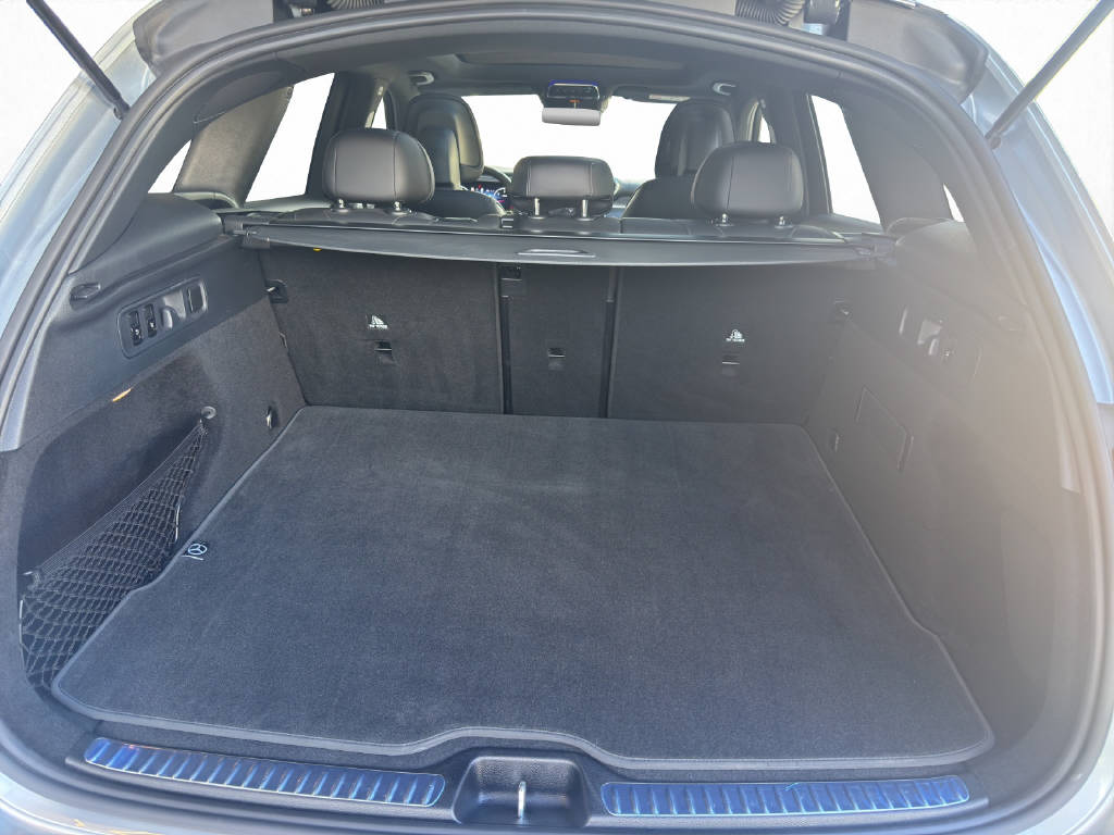 MERCEDES-BENZ GLC 220 d AMG Line 4Matic-image-8