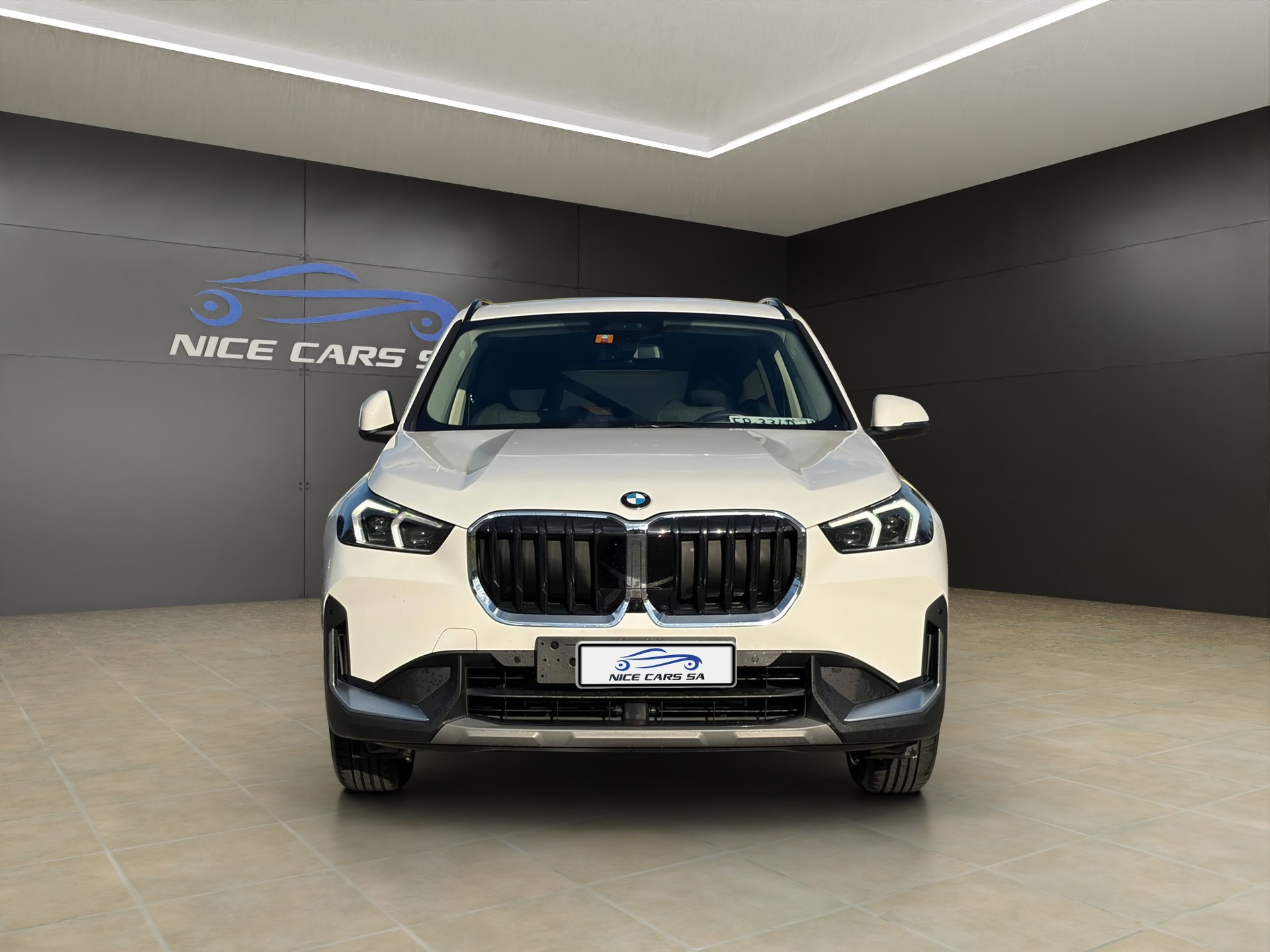 BMW X1 xDrive 20d 48V-image-3