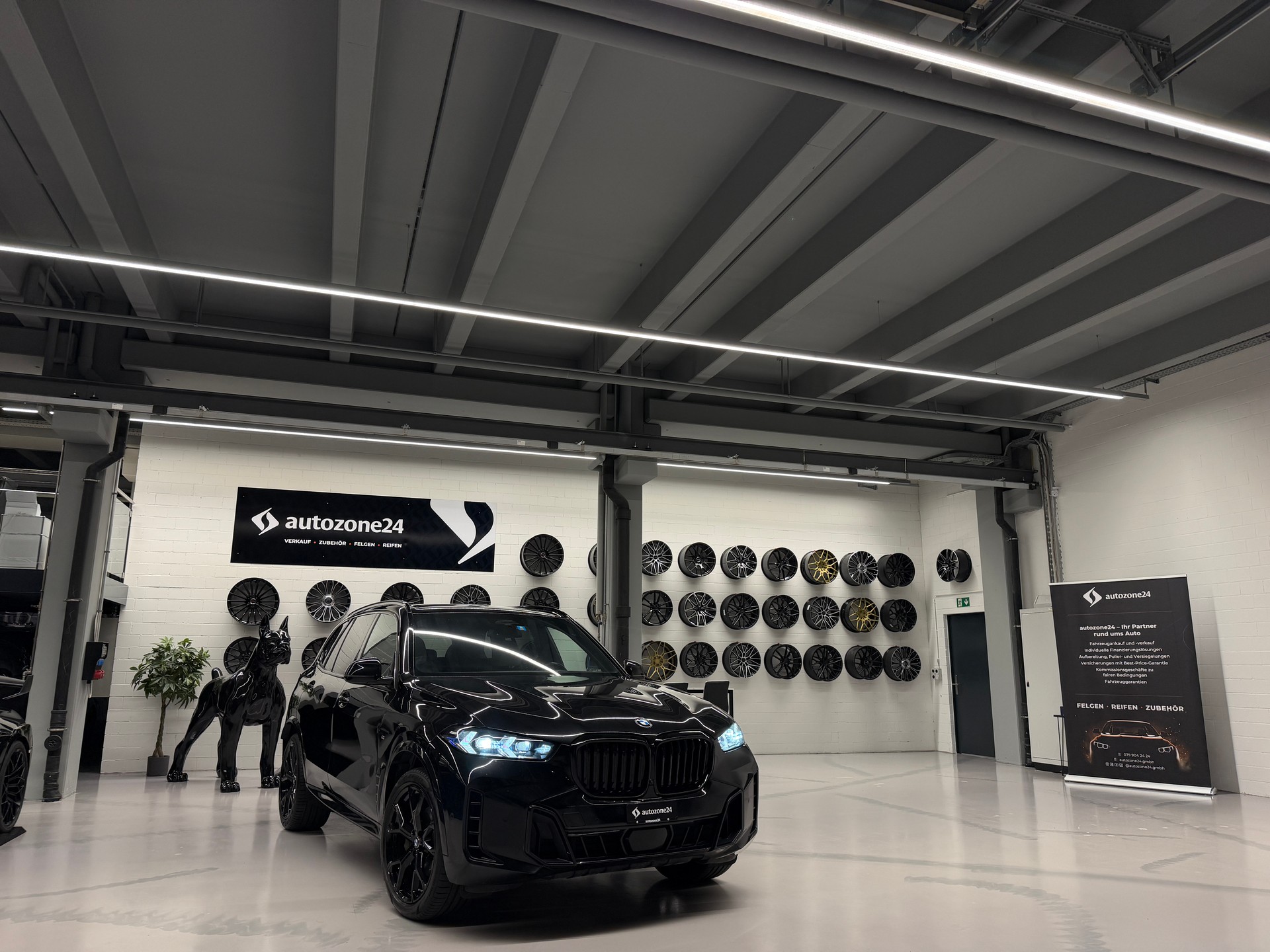 BMW X5 30d xDrive SAG *M Sport*CH-Auto*Facelift*Panorama-Glasdach*Garantie*BMW Servicegepflegt*-image-0