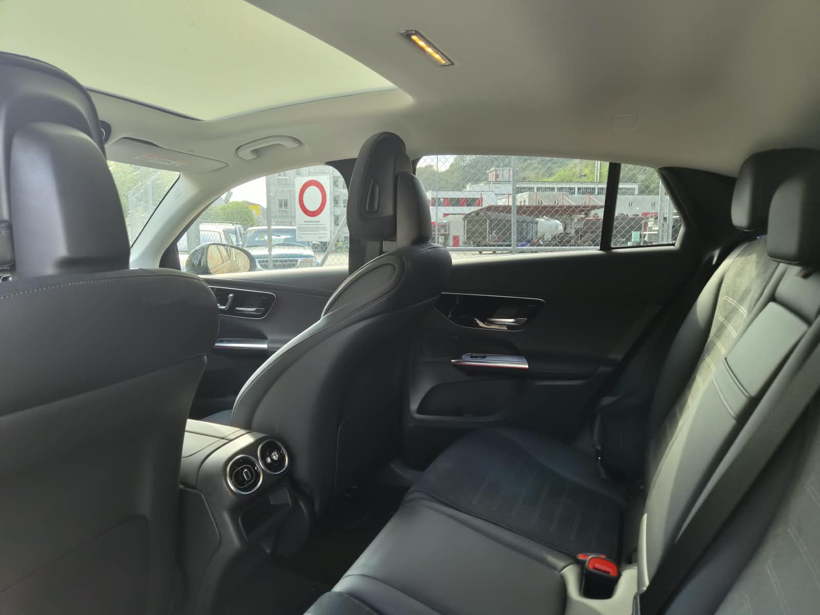 MERCEDES-BENZ GLC Coupé 220 d 4Matic 9G-Tronic-image-9