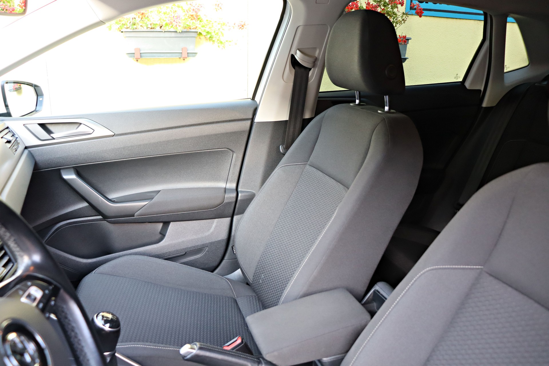 VW Polo 1.0 TSI BMT Comfortline-image-11