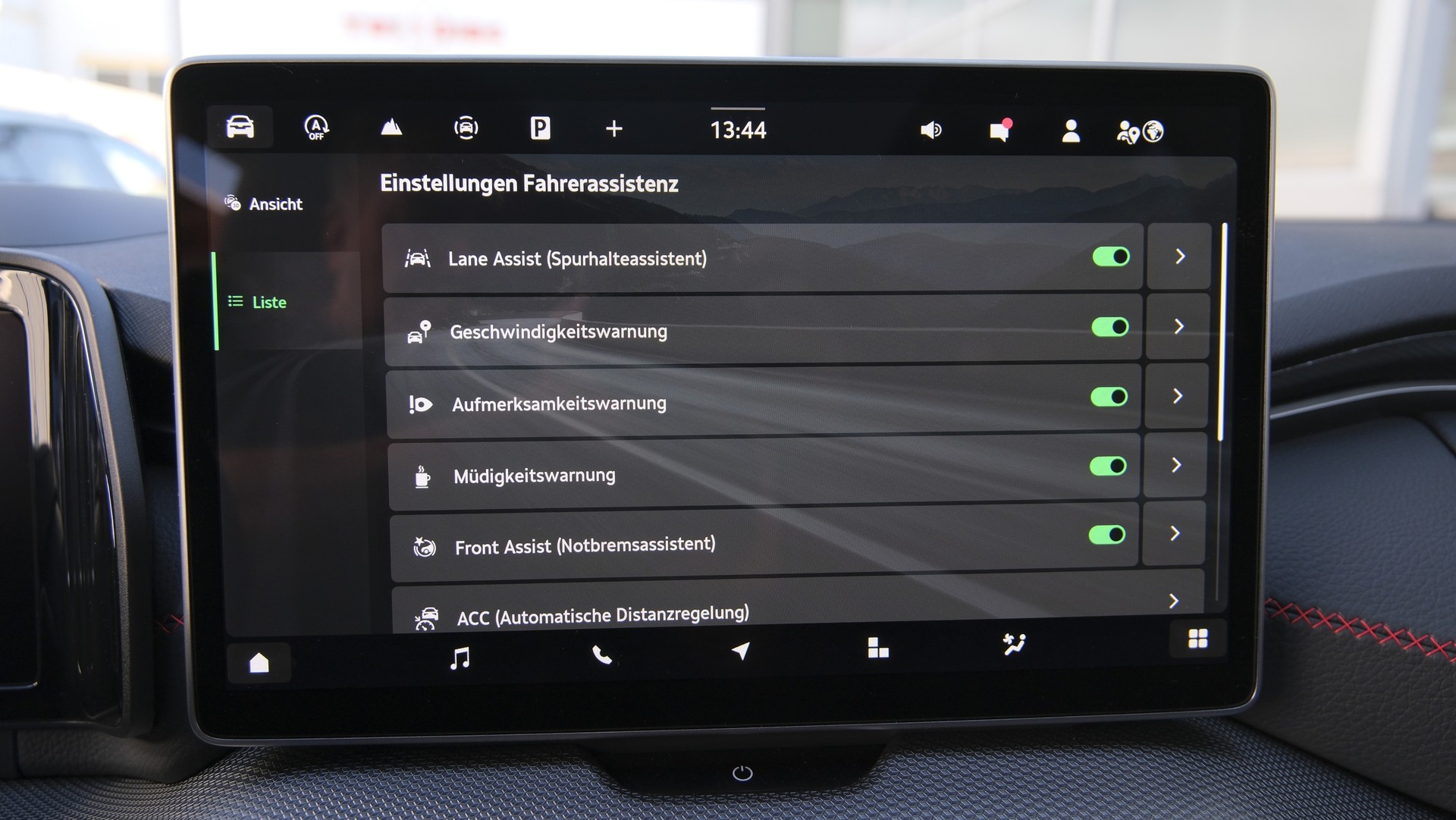 SKODA Kodiaq 2.0 TSI RS 4x4-image-24