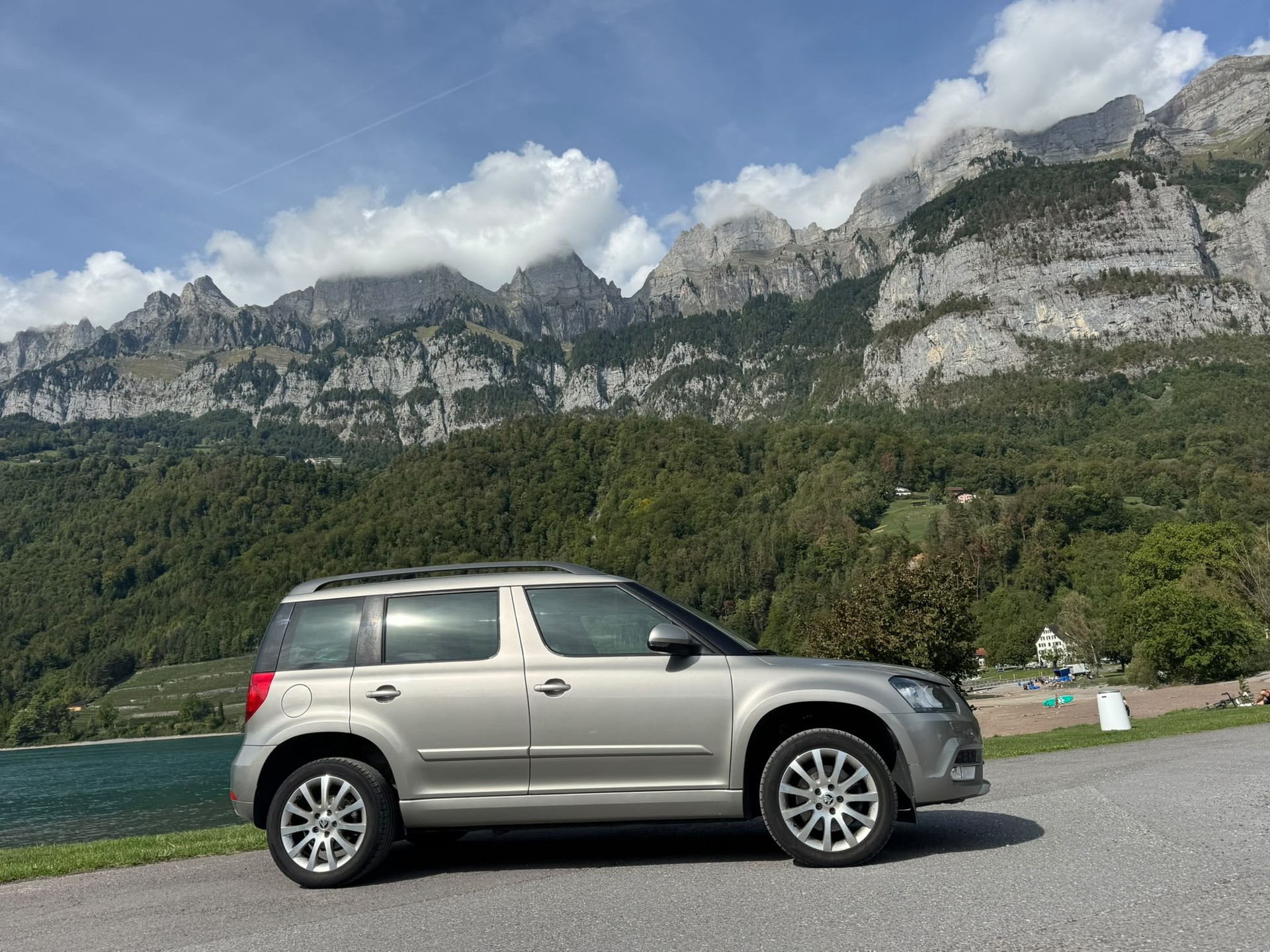 SKODA Yeti 2.0 TDI Elegance Outdoor 4x4 DSG-image-3