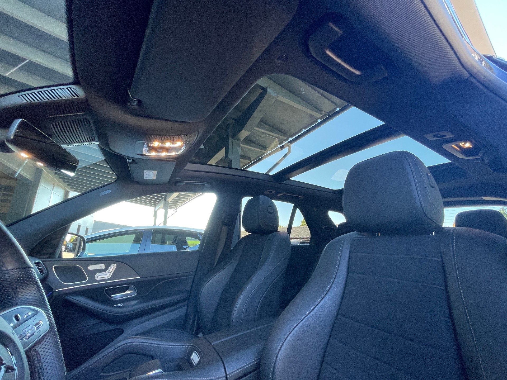 MERCEDES-BENZ GLE 450 4Matic AMG Line 9G-Tronic-image-12