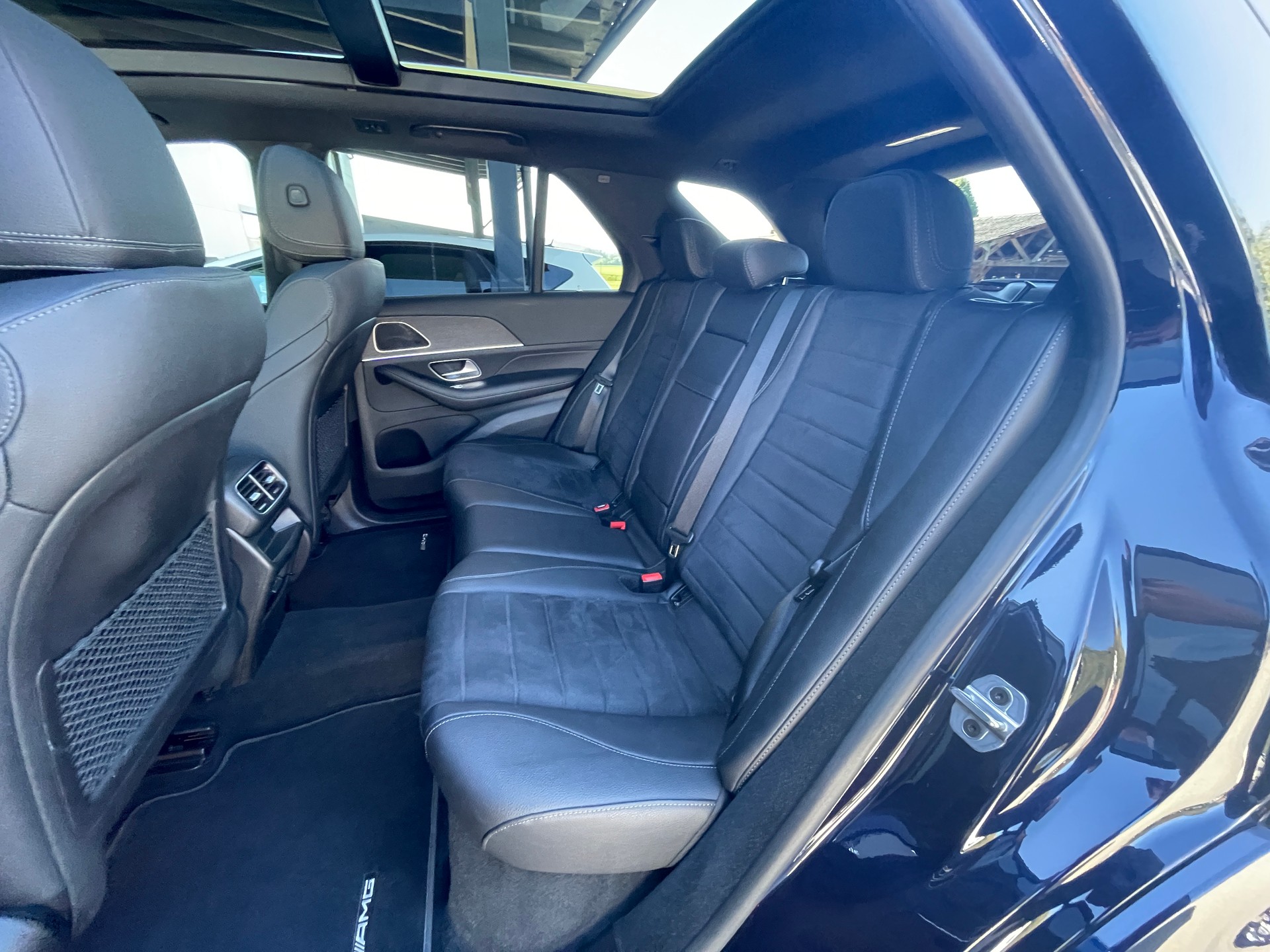 MERCEDES-BENZ GLE 450 4Matic AMG Line 9G-Tronic-image-13