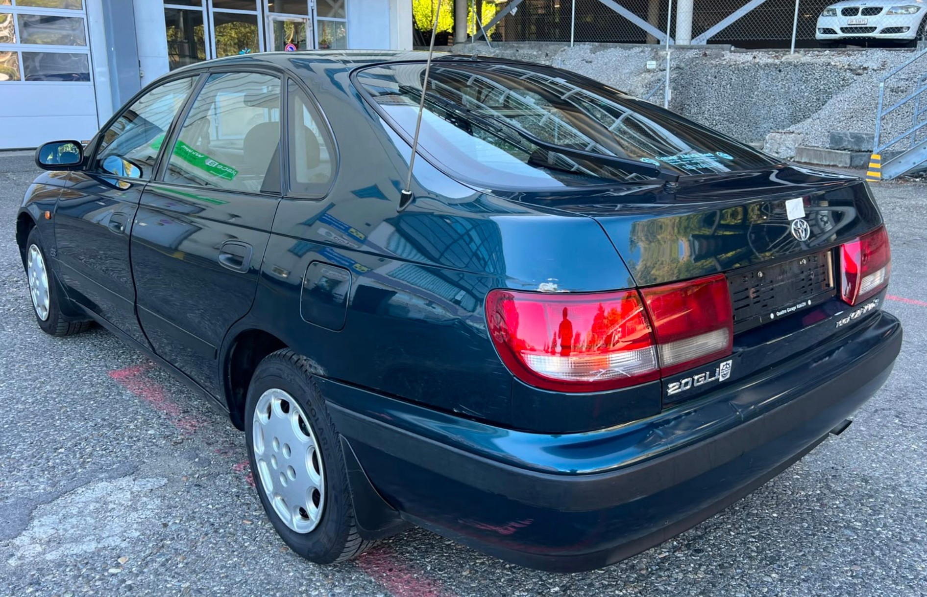 TOYOTA Carina E 2.0 GLi Liftback-image-4