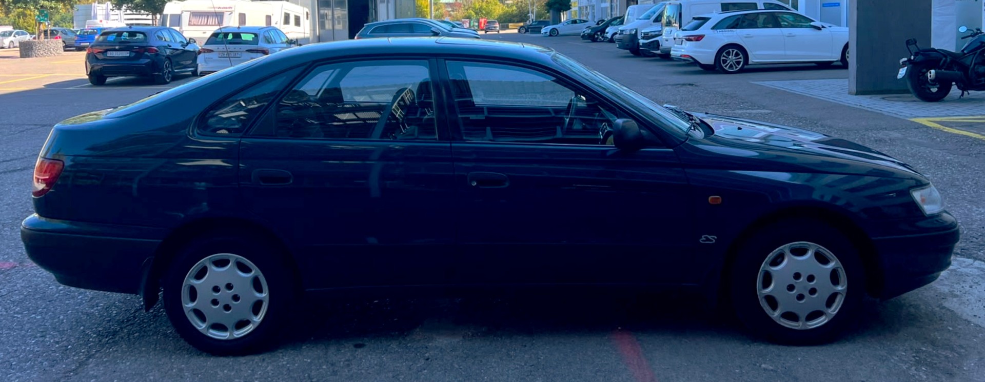TOYOTA Carina E 2.0 GLi Liftback-image-5