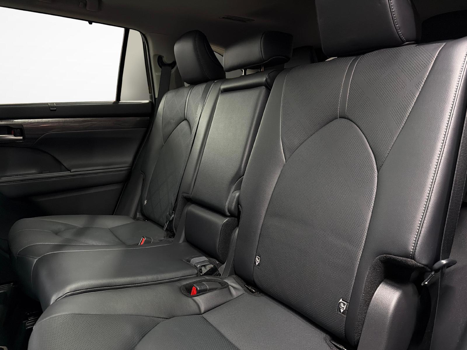 TOYOTA Highlander 2.5 HSD Premium-image-10