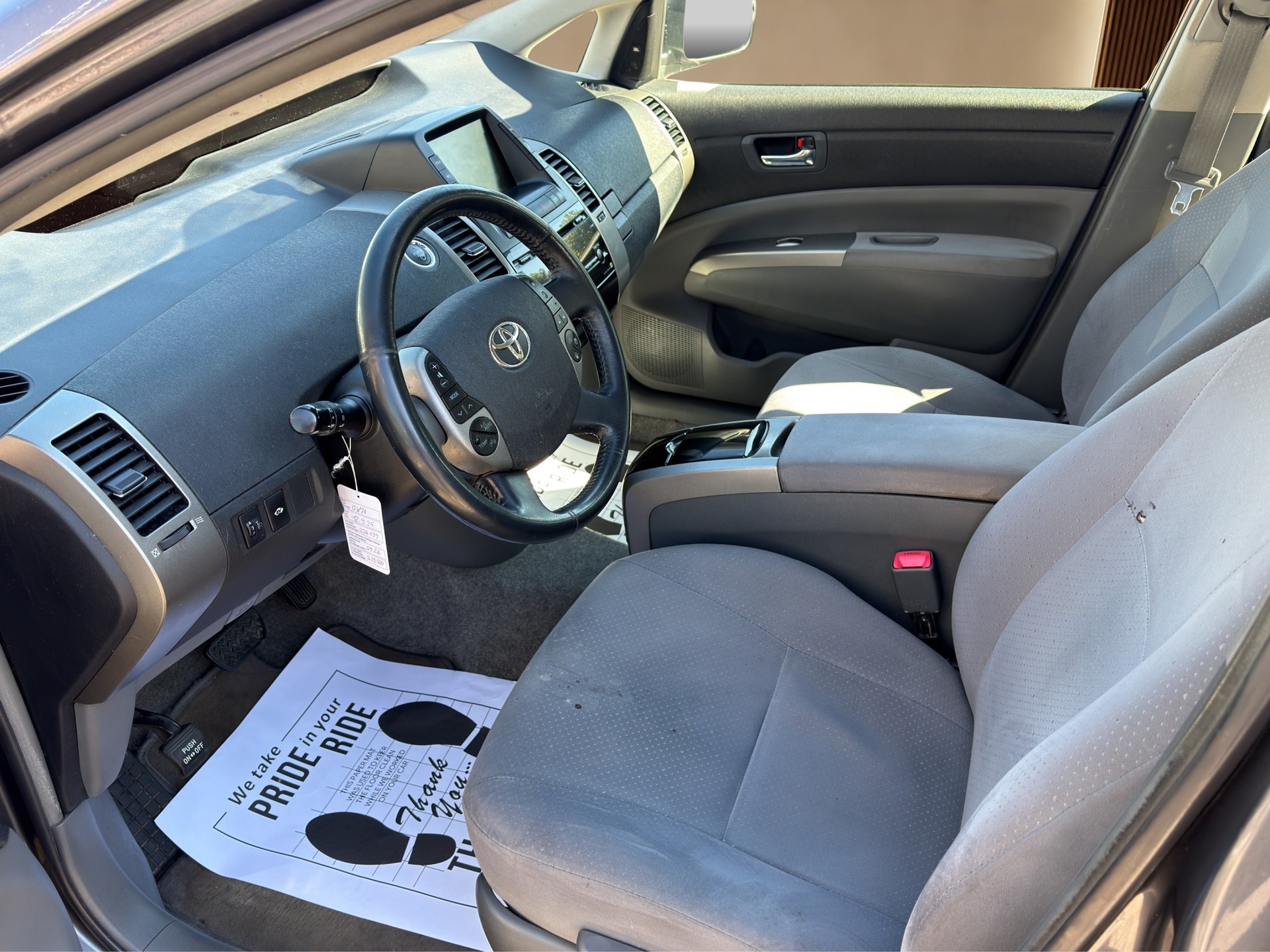 TOYOTA Prius 1.5 16V Hybrid-image-9
