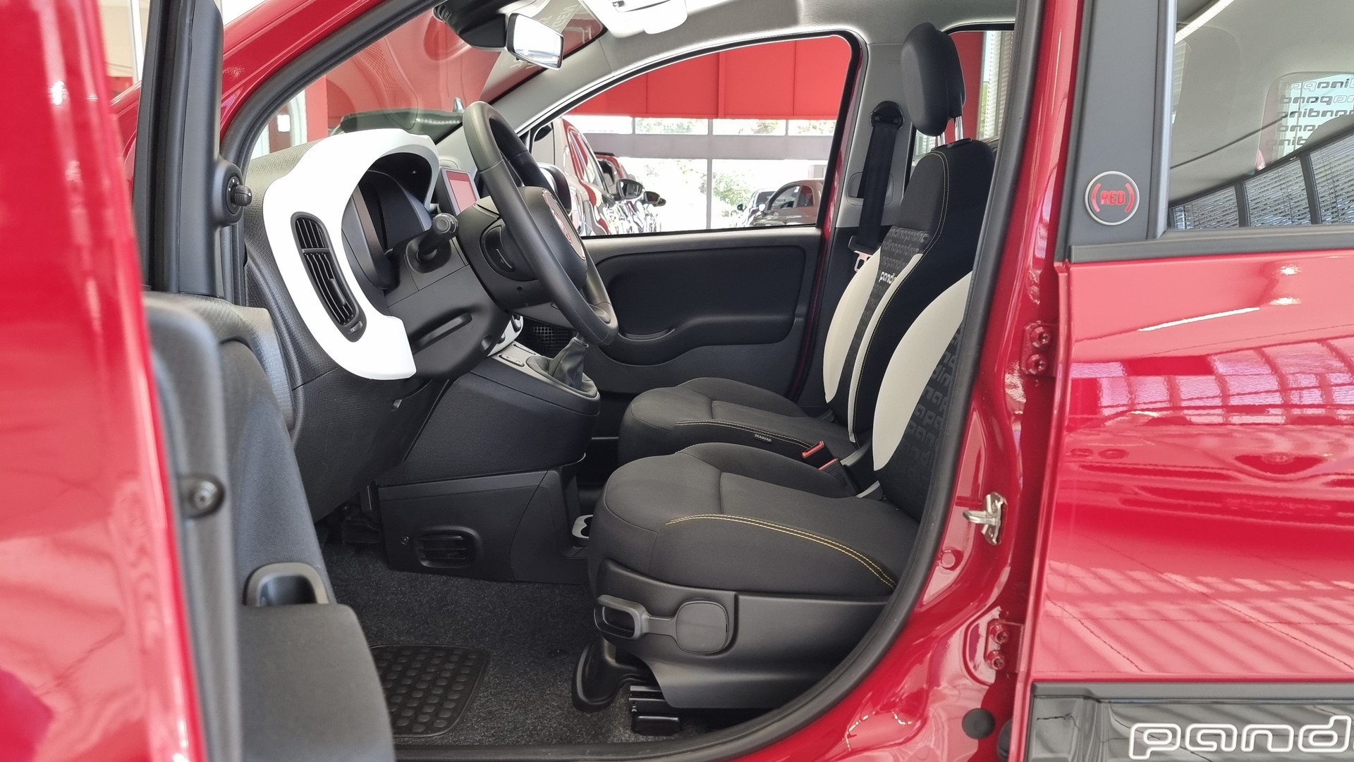 FIAT Pandina 1.0 Hybrid Cross-image-20