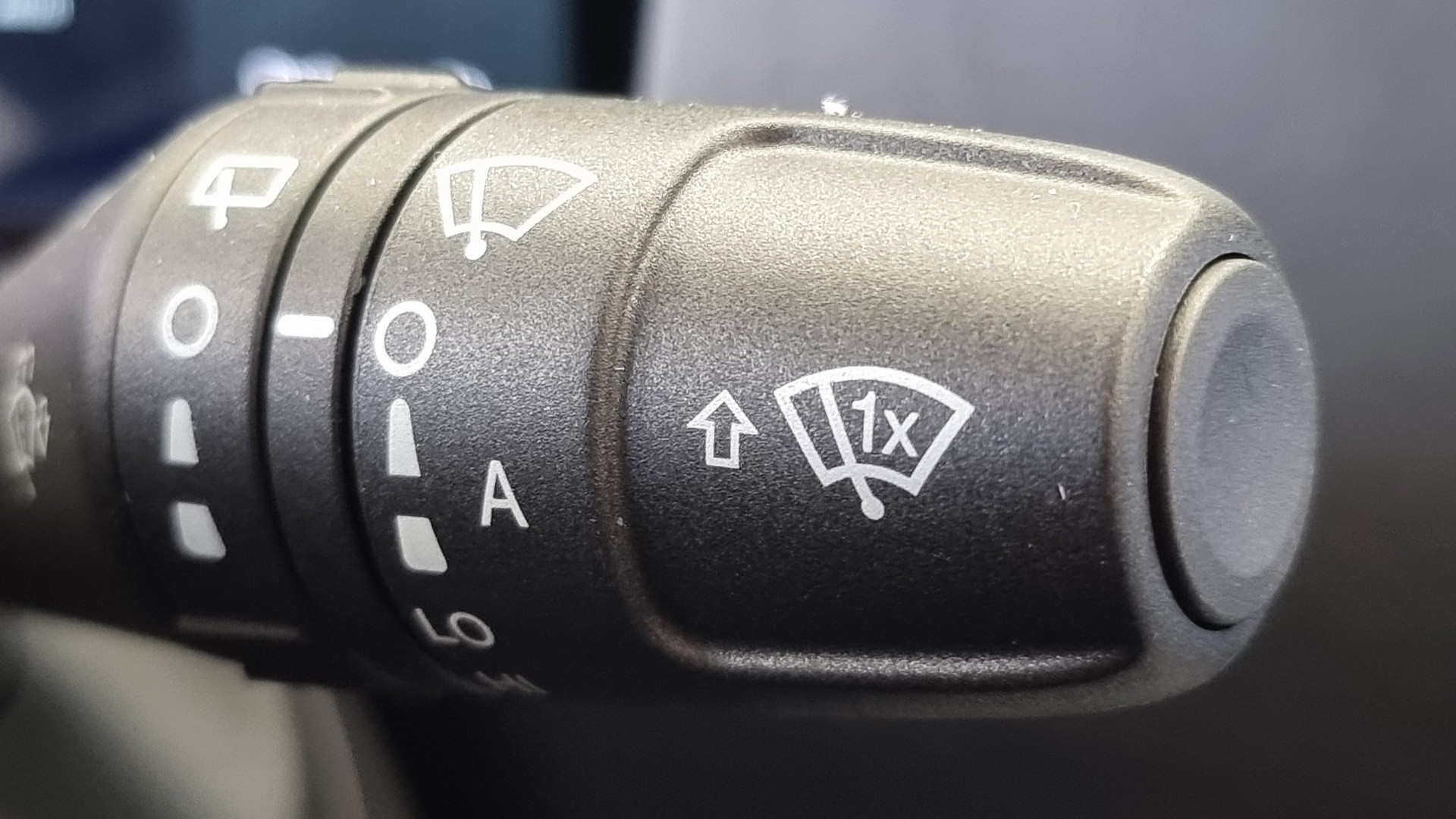 FIAT Pandina 1.0 Hybrid Cross-image-10
