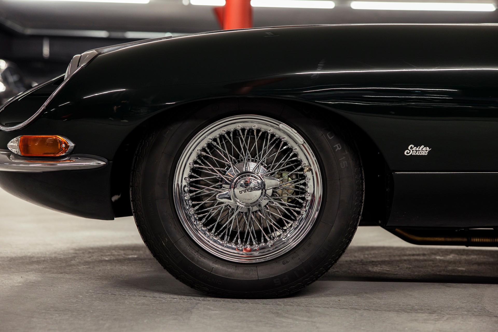 JAGUAR E 4.2 L Cabrio Serie 1.5 Veteranfahrzeug-image-8