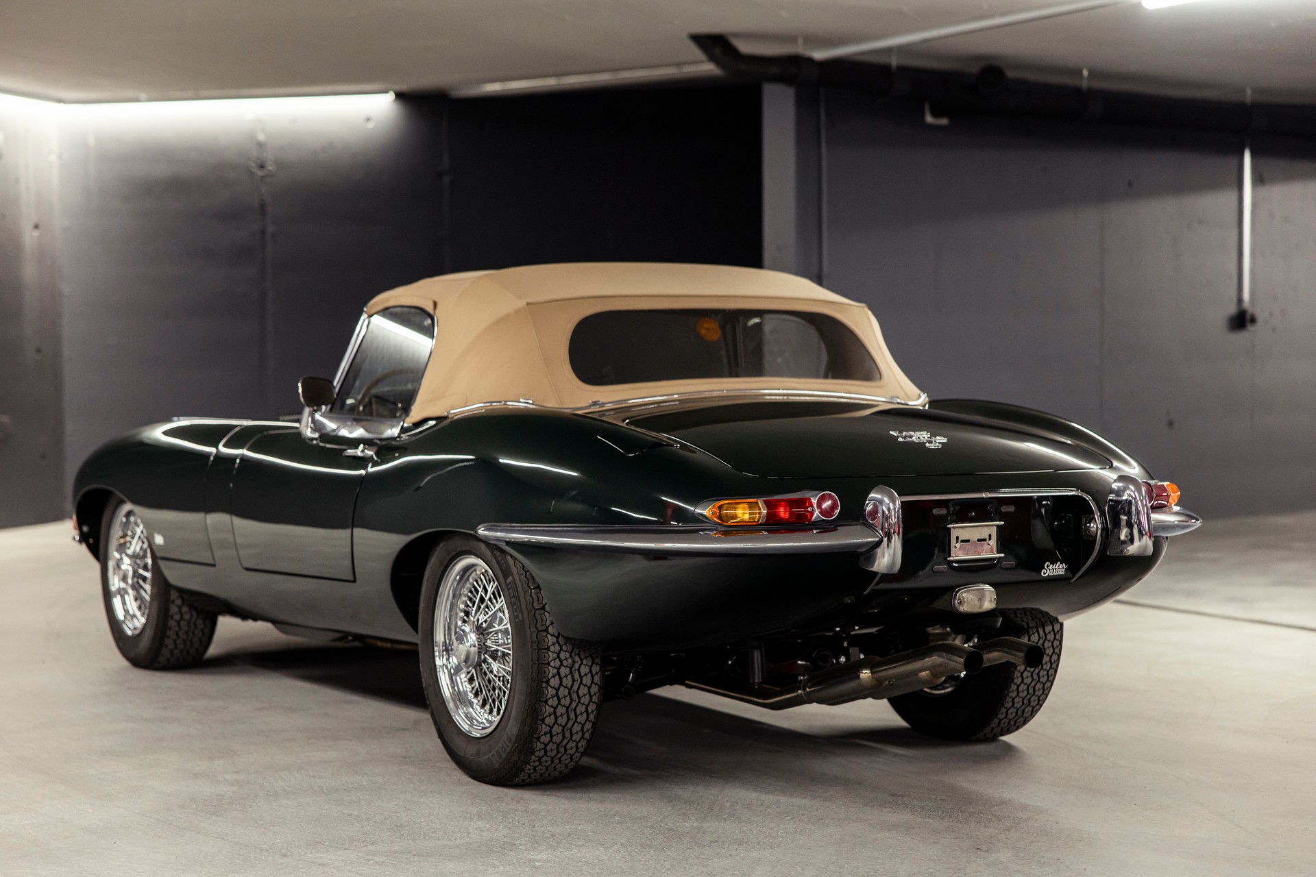 JAGUAR E 4.2 L Cabrio Serie 1.5 Veteranfahrzeug-image-2