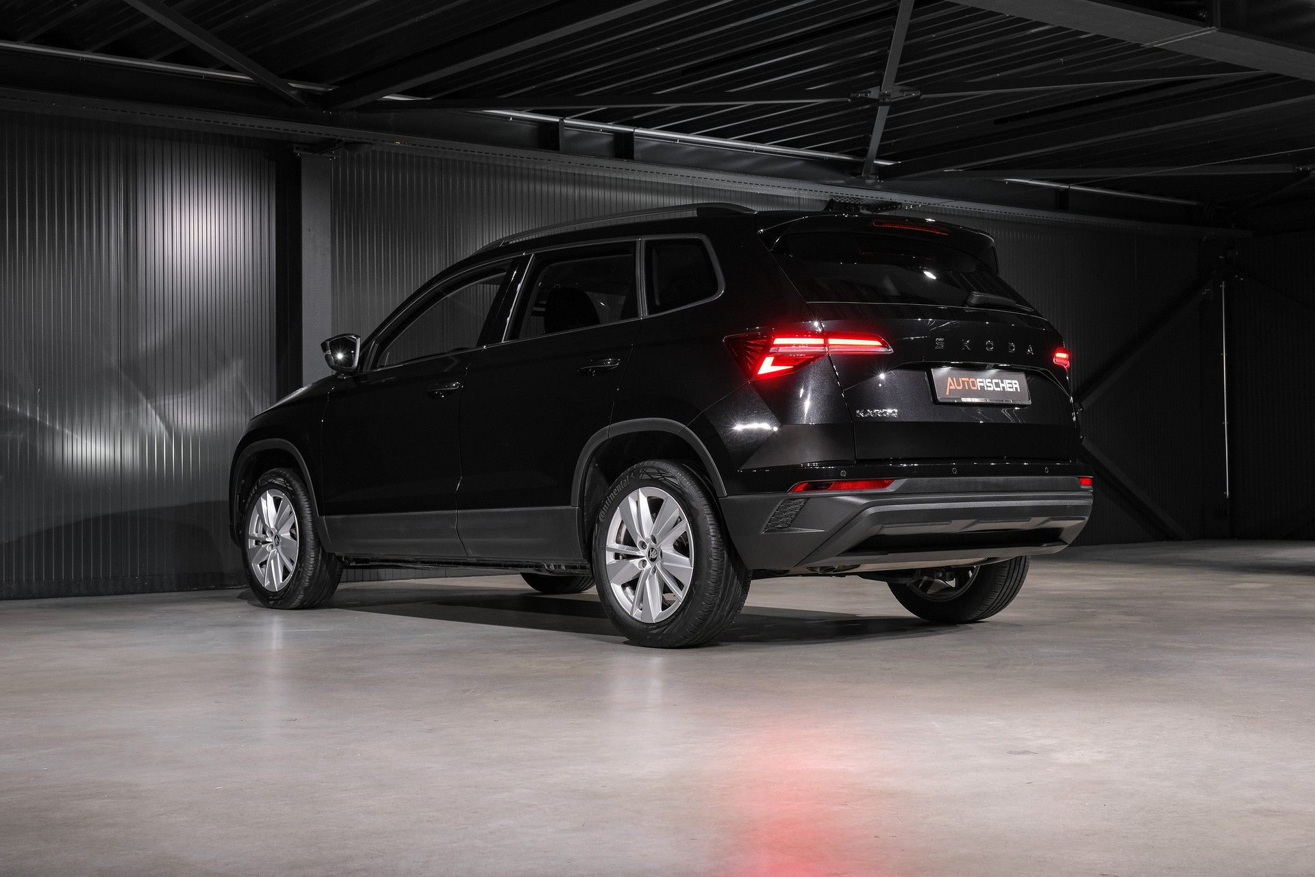 SKODA Karoq 1.5 TSI Top Selection DSG-image-7