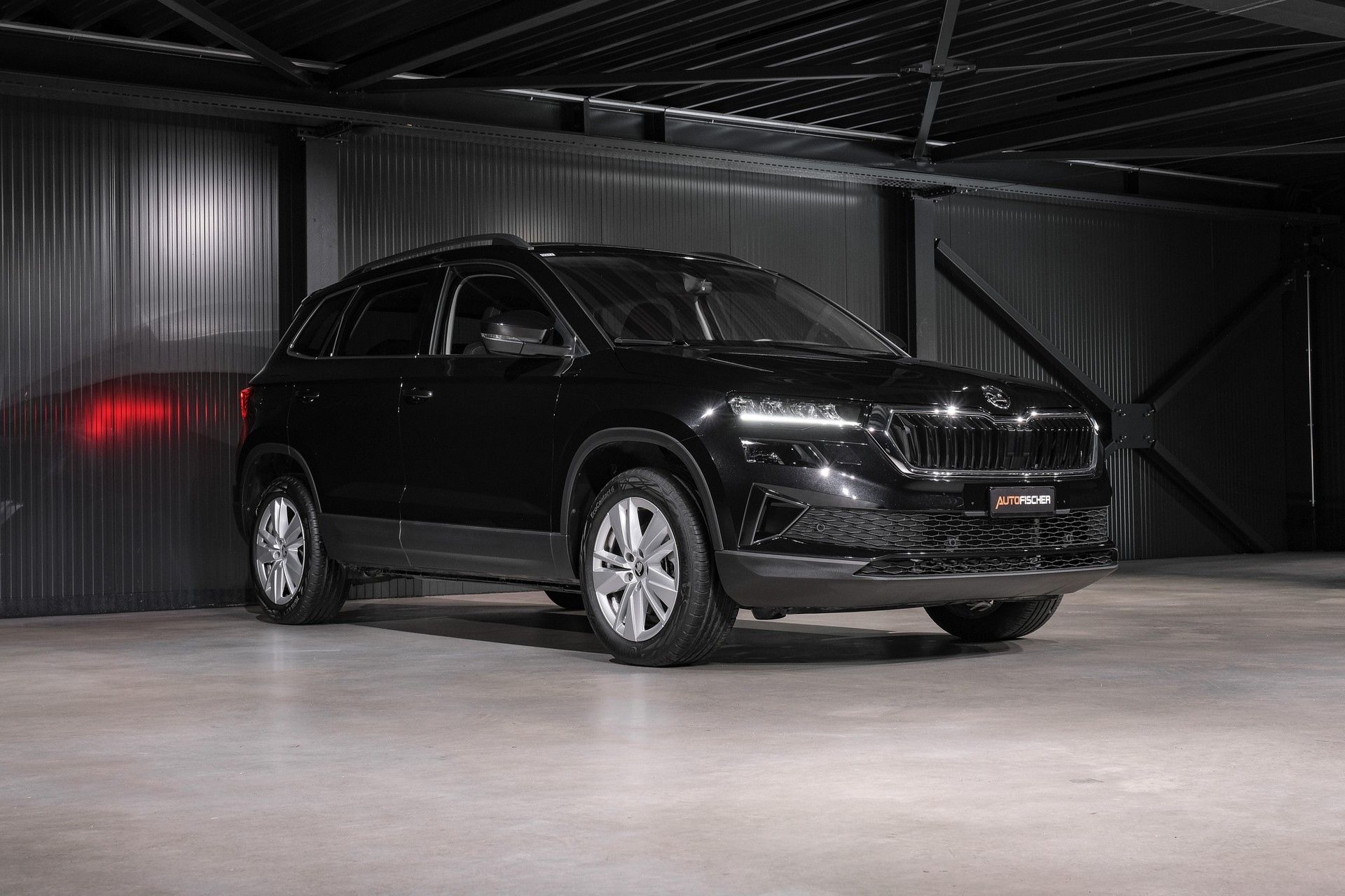 SKODA Karoq 1.5 TSI Top Selection DSG-image-4