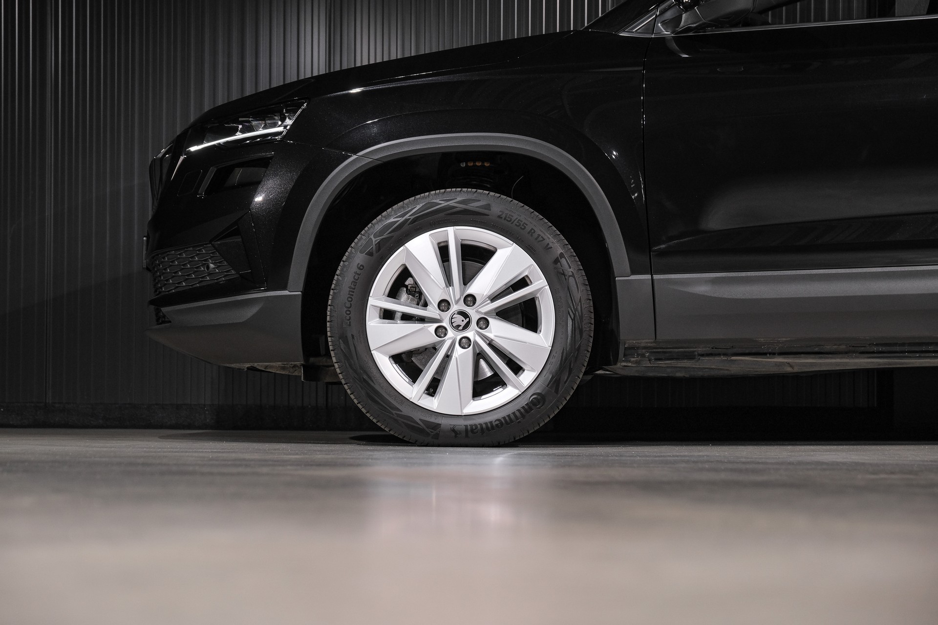 SKODA Karoq 1.5 TSI Top Selection DSG-image-23