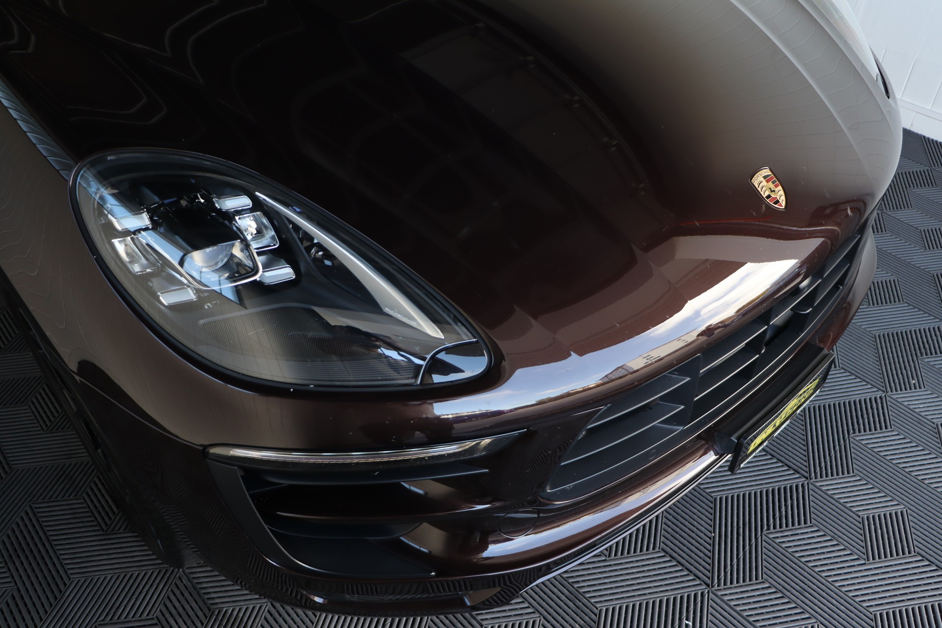 PORSCHE Macan GTS PDK-image-3