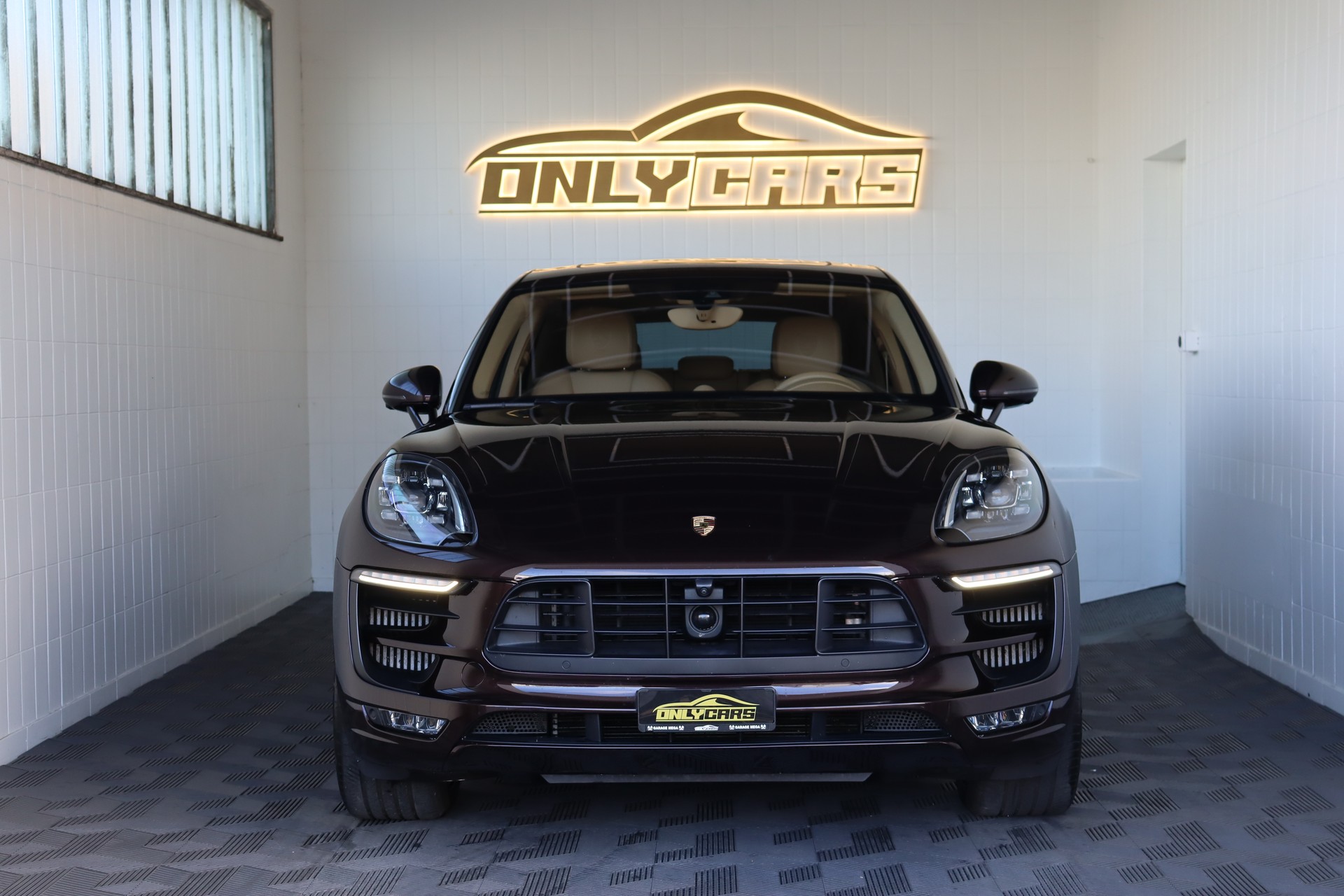 PORSCHE Macan GTS PDK-image-1