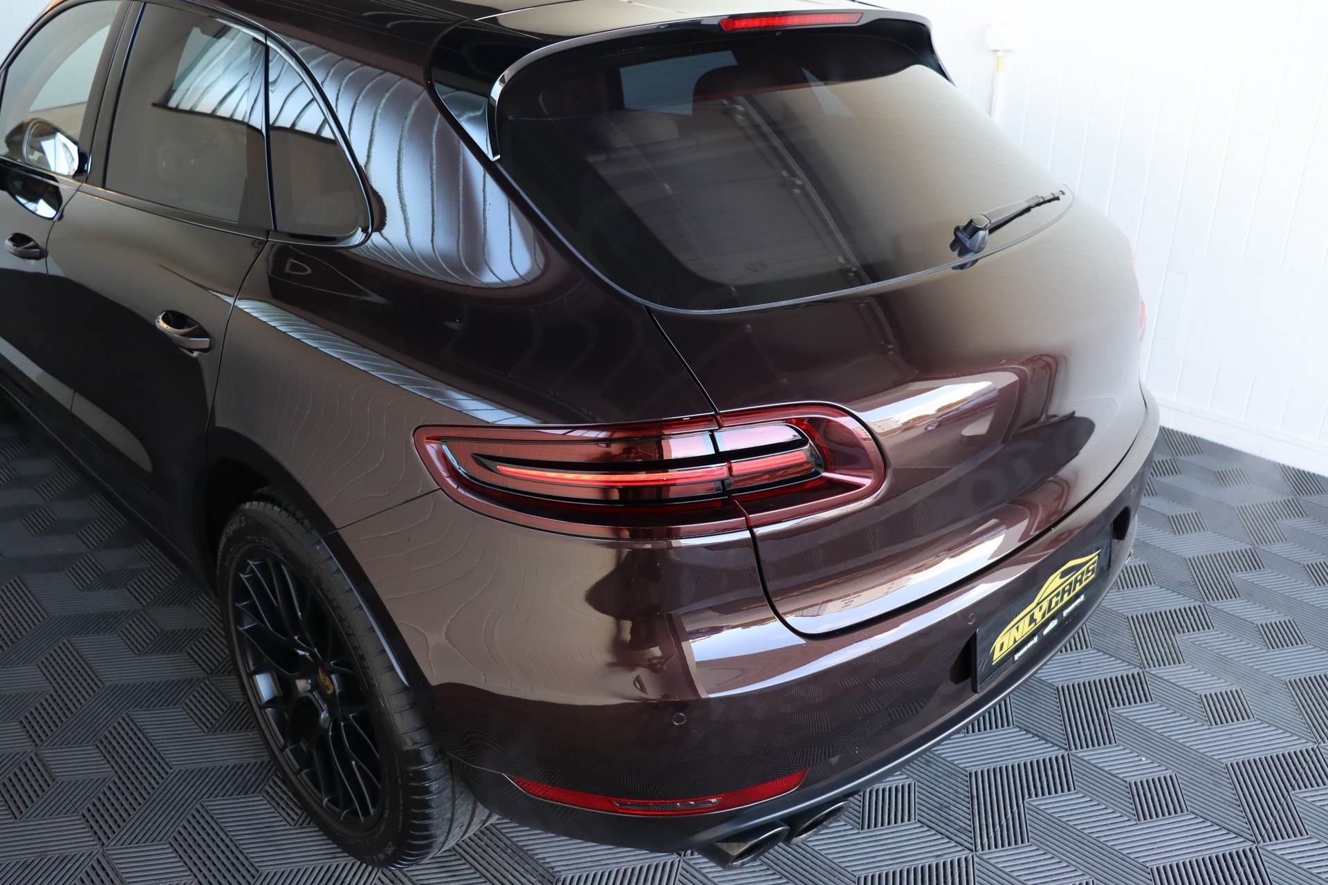 PORSCHE Macan GTS PDK-image-8