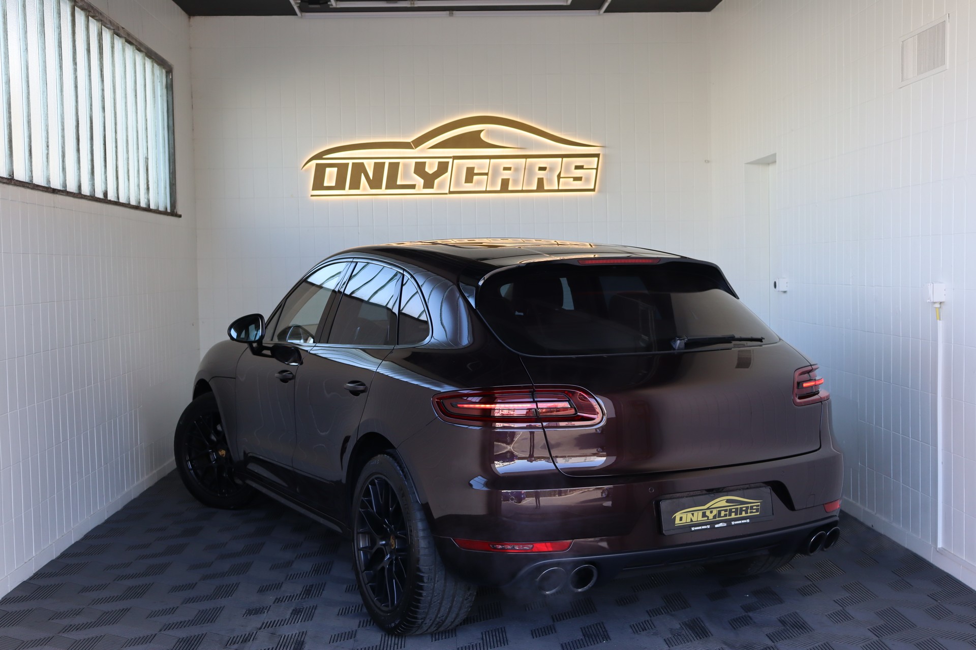 PORSCHE Macan GTS PDK-image-5