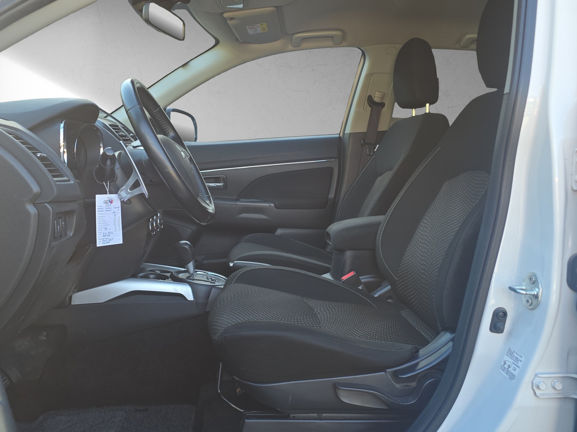 MITSUBISHI ASX 2.2 DID Intense 4WD Automatic-image-9