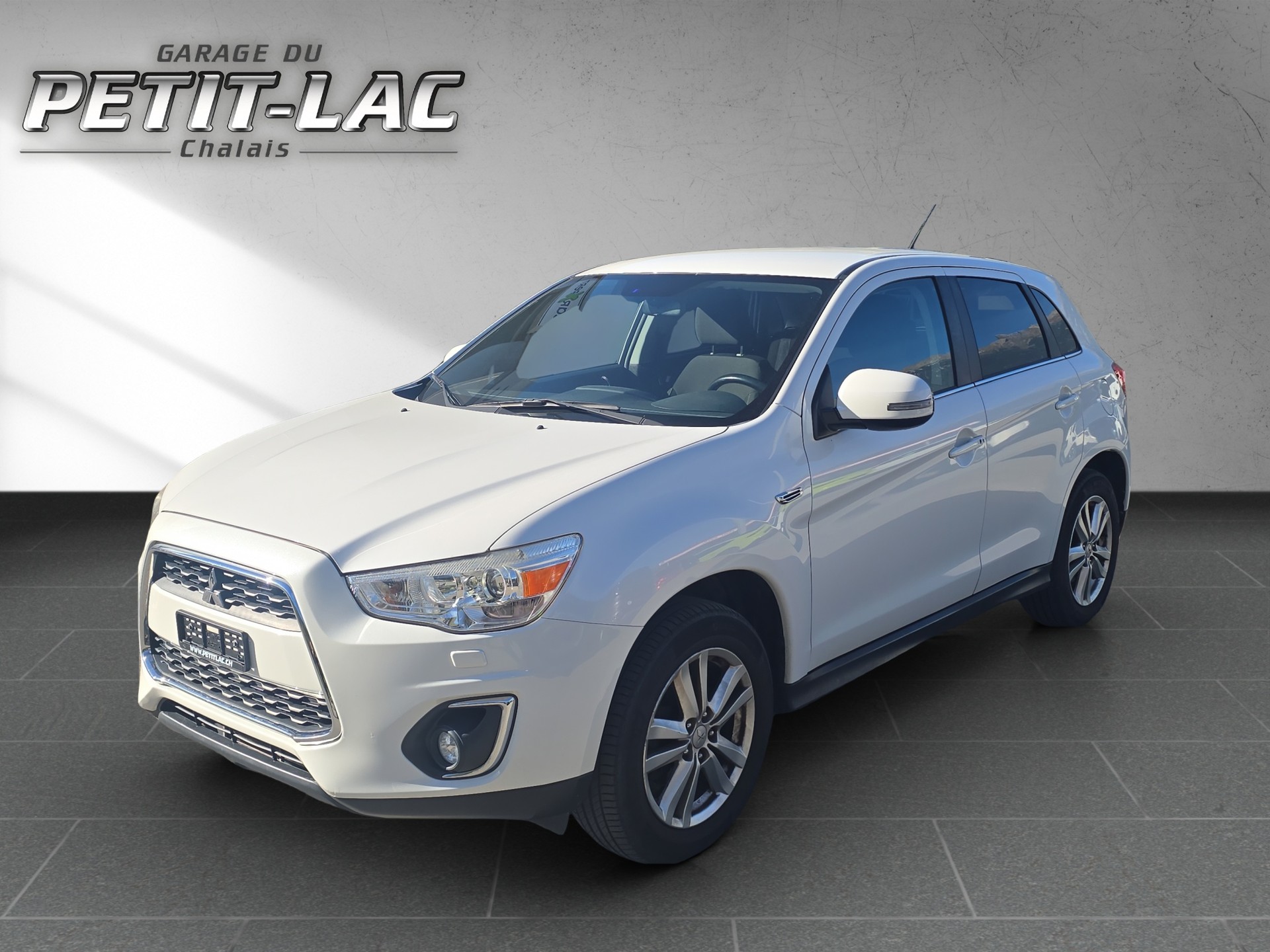 MITSUBISHI ASX 2.2 DID Intense 4WD Automatic-image-4