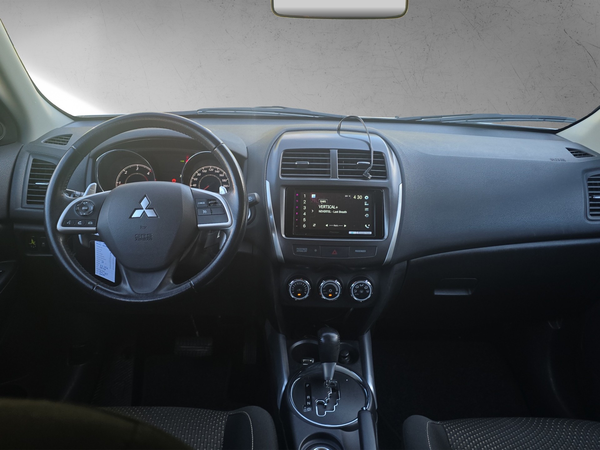 MITSUBISHI ASX 2.2 DID Intense 4WD Automatic-image-10