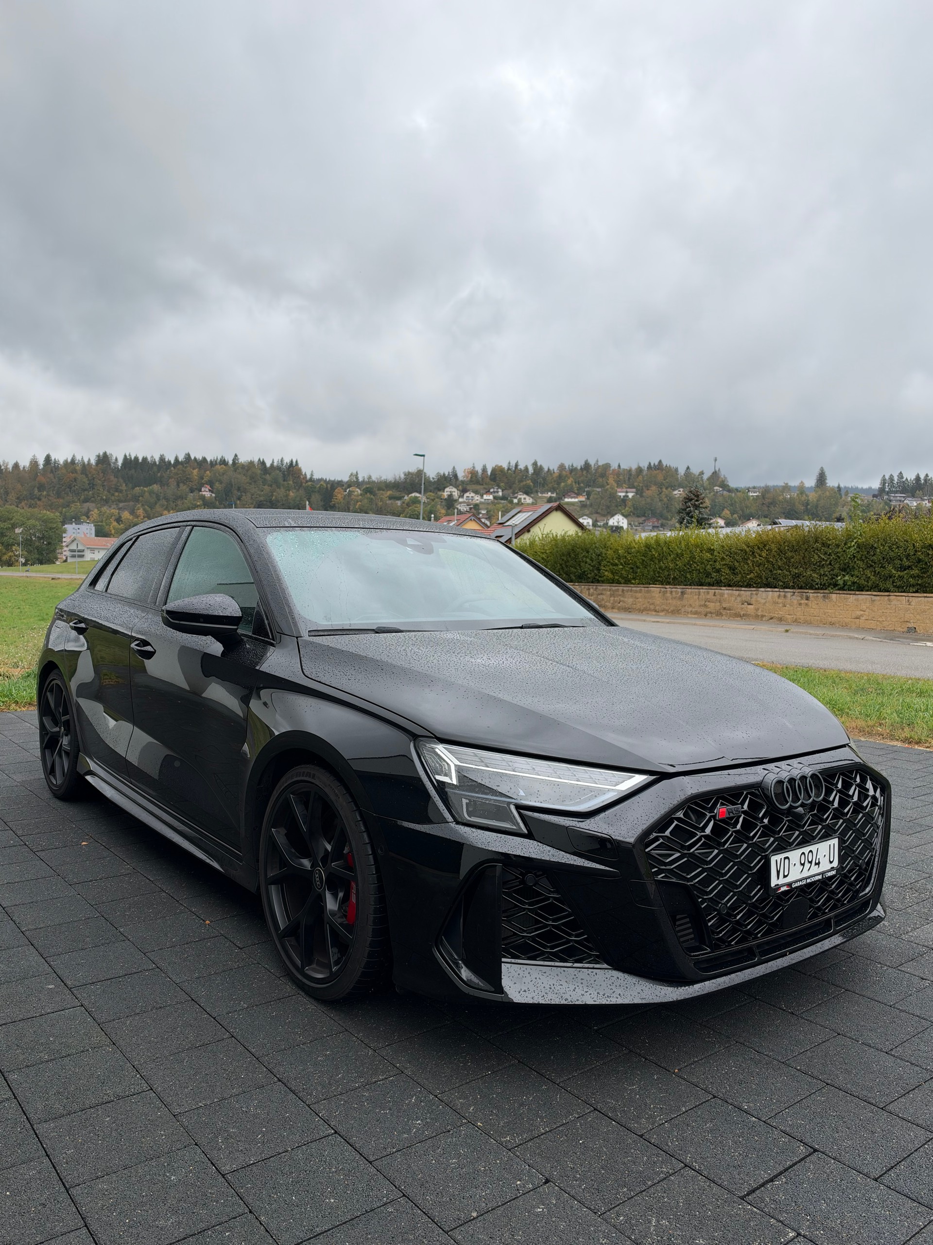 AUDI RS3 Sportback 2.5 TSI quattro S-tronic-image-3