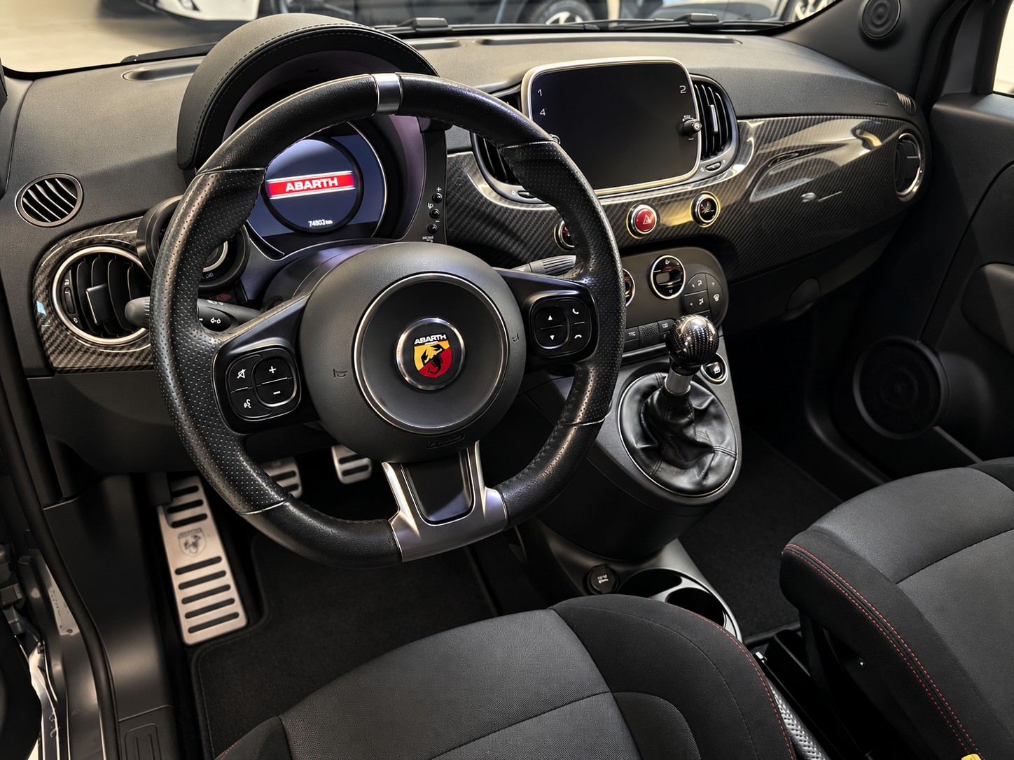 FIAT 595 1.4 16V Turbo Abarth Turismo-image-5