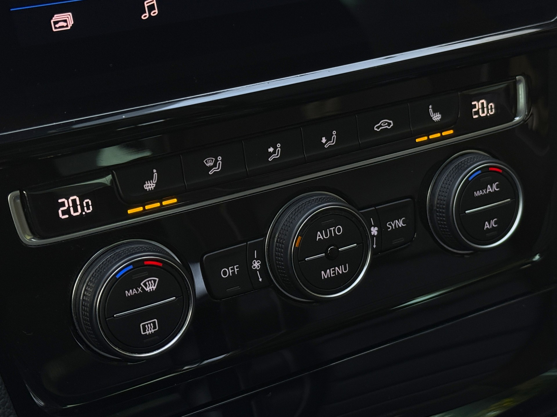 VW Golf 2.0 TSI R 4Motion DSG / Frisch ab MFK / Digital Display-image-23