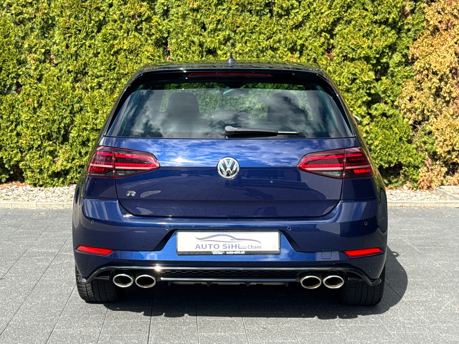 VW Golf 2.0 TSI R 4Motion DSG / Frisch ab MFK / Digital Display-image-15
