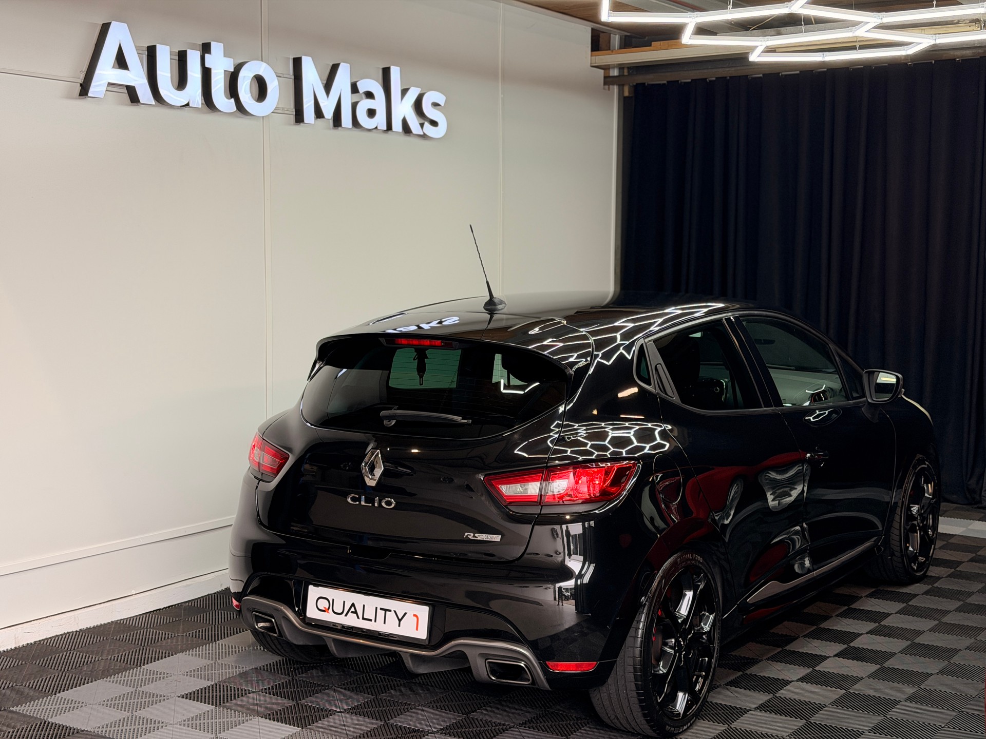 RENAULT Clio 1.6 T RS 200 EDC-image-1