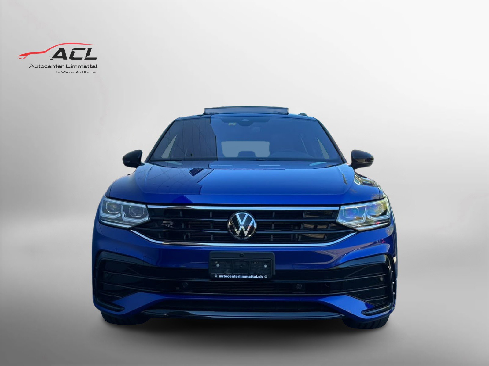 VW Tiguan R-Line Selection 2.0TDI 200PS DSG 4Motion-image-1