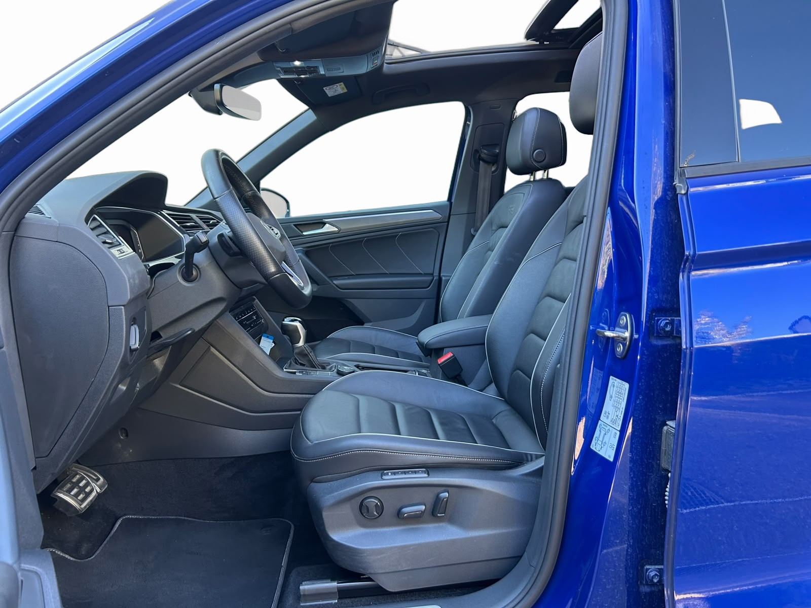 VW Tiguan R-Line Selection 2.0TDI 200PS DSG çMotion-image-4