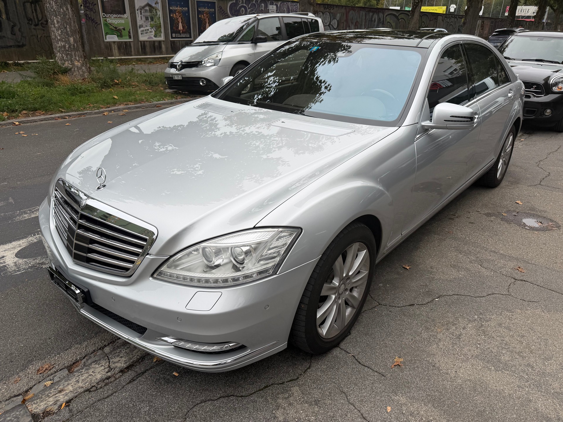 MERCEDES-BENZ S 500 L BlueEfficiency SS 4Matic 7G-Tronic-image-0