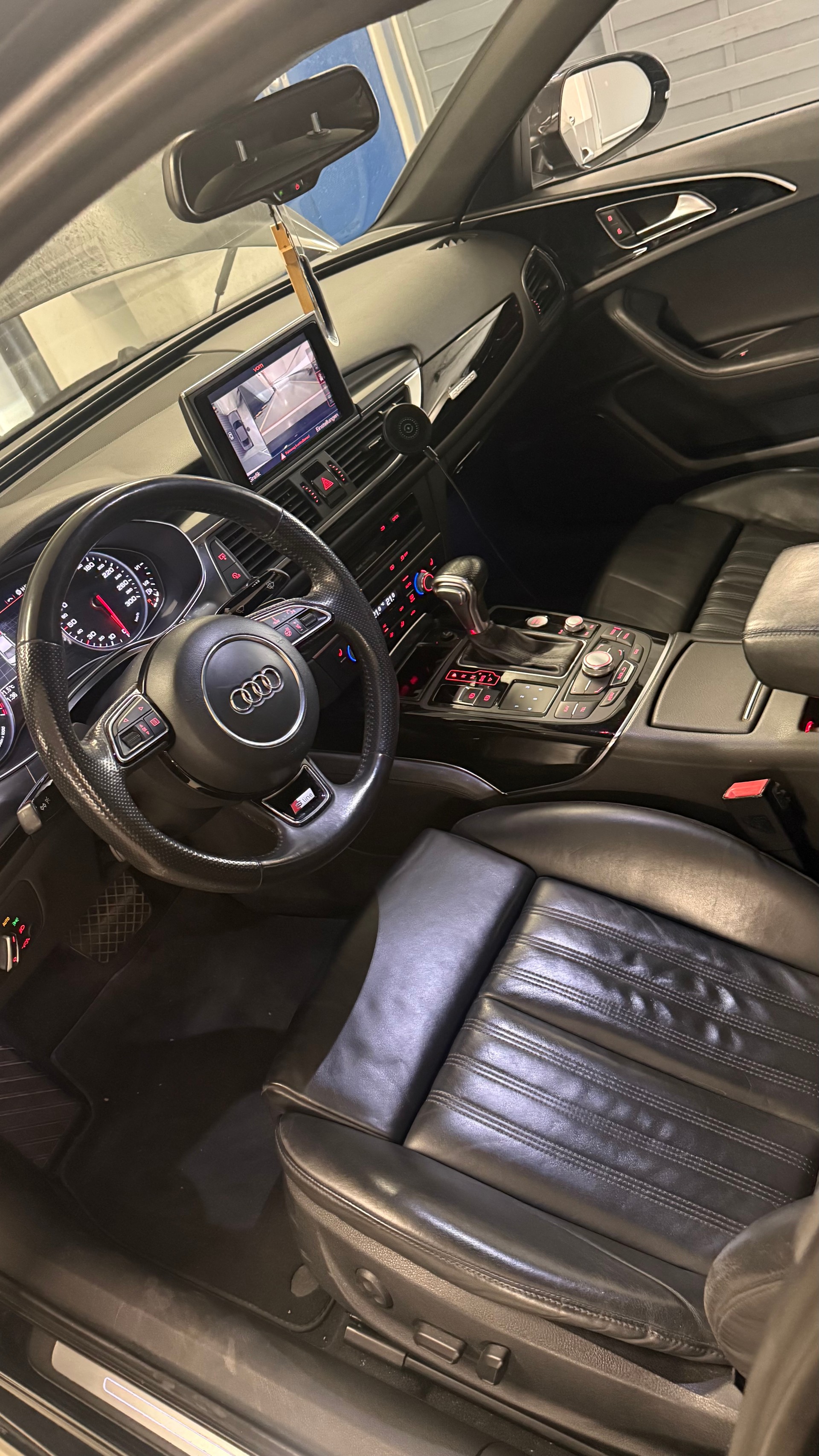 AUDI 3.0 V6 TDI 313 quattro-image-4