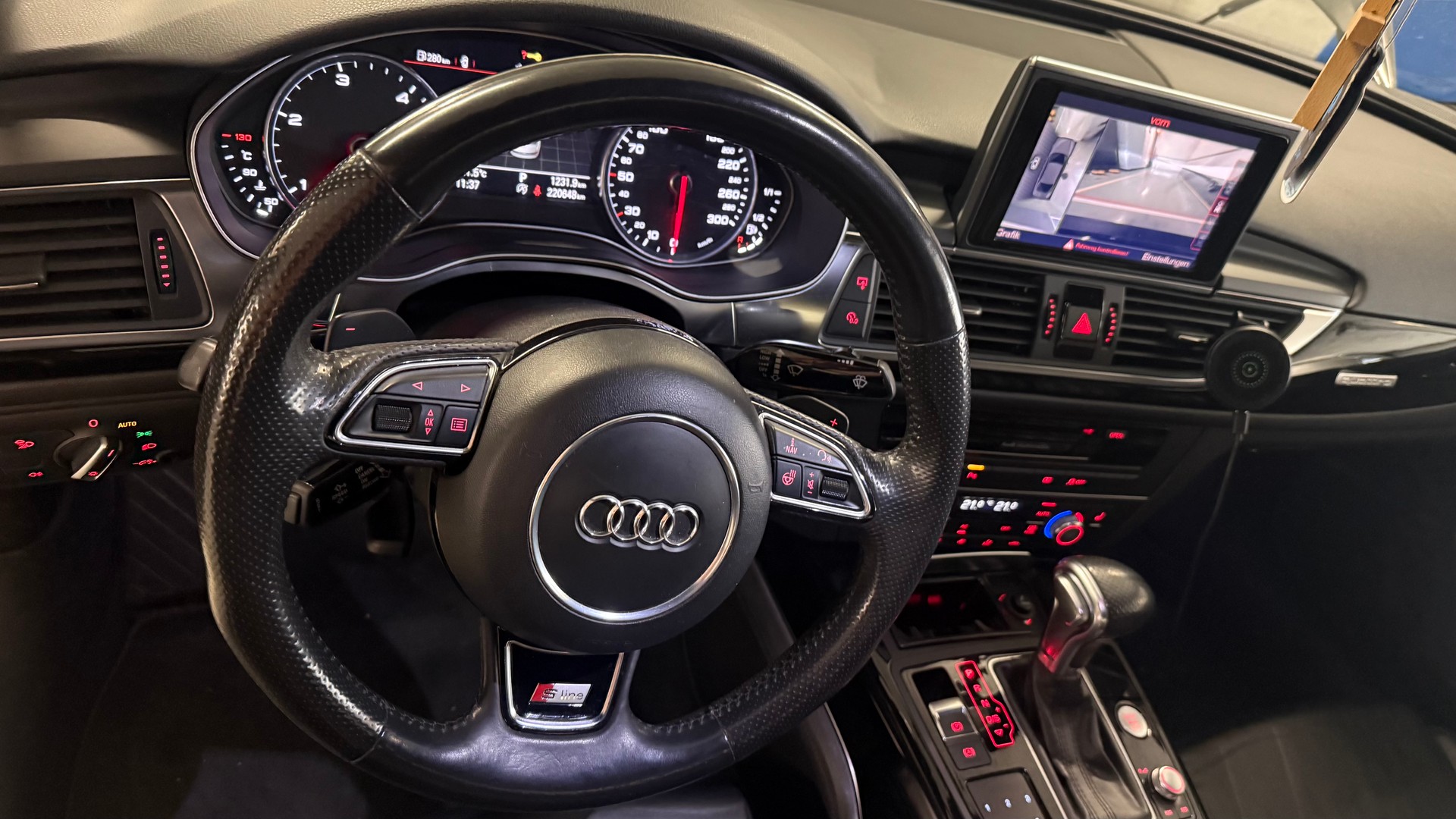 AUDI 3.0 V6 TDI 313 quattro-image-3
