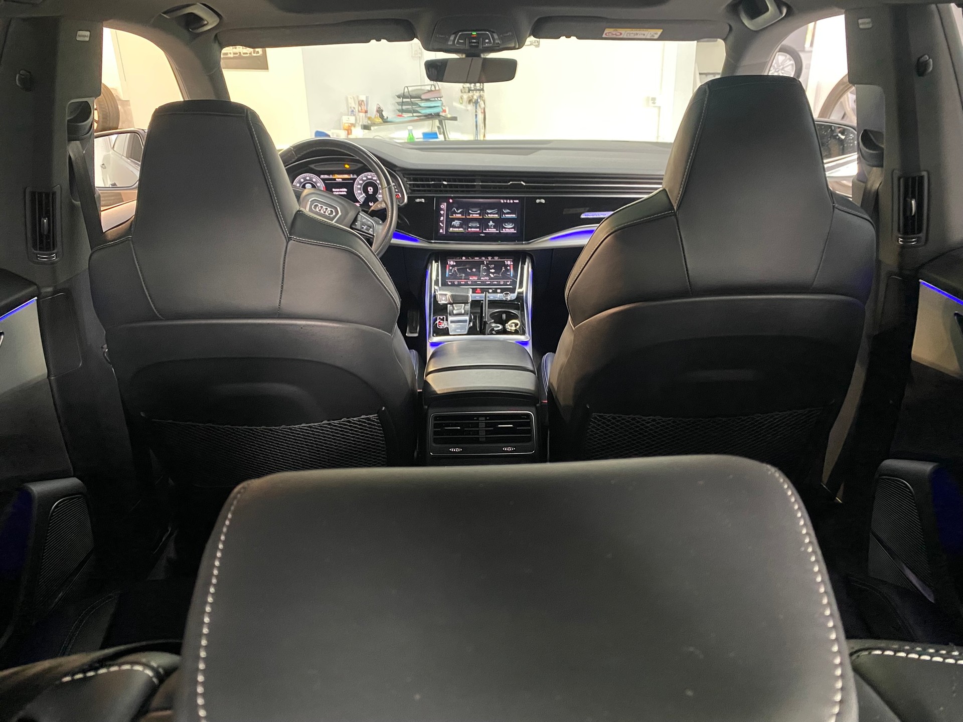 AUDI Q8 60 TFSI e quattro PHEV tiptronic-image-27