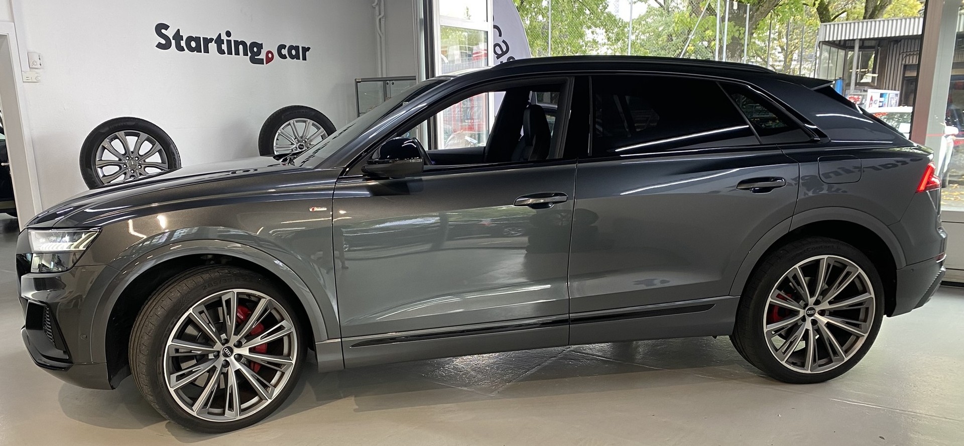 AUDI Q8 60 TFSI e quattro PHEV tiptronic-image-7