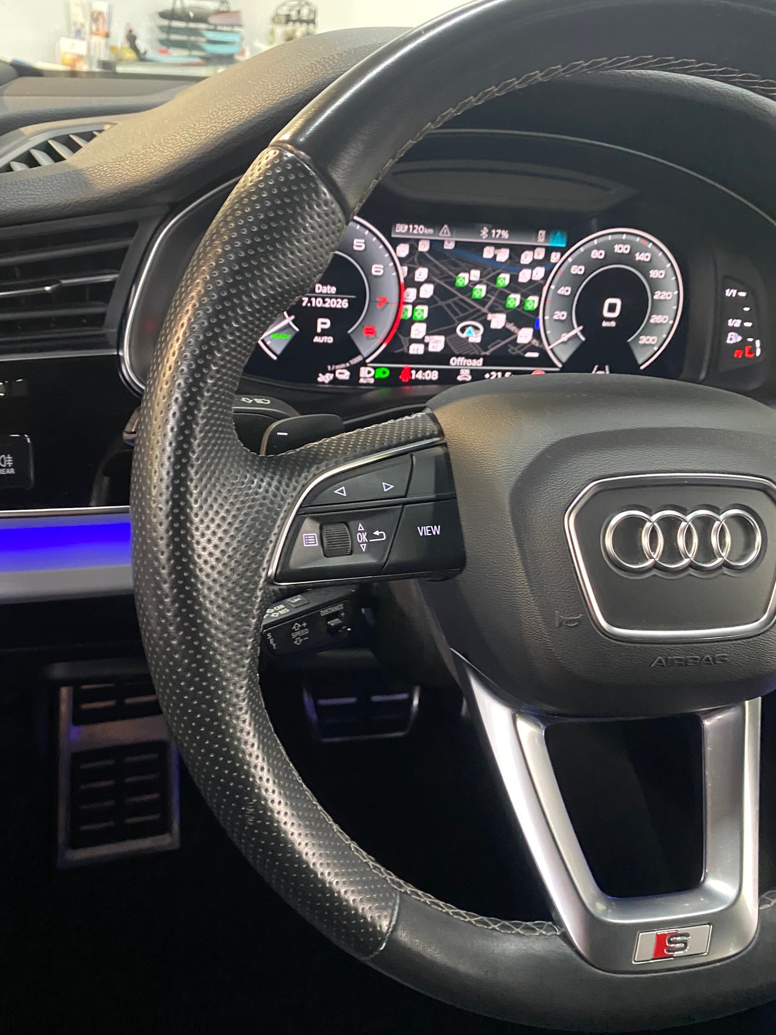 AUDI Q8 60 TFSI e quattro PHEV tiptronic-image-22