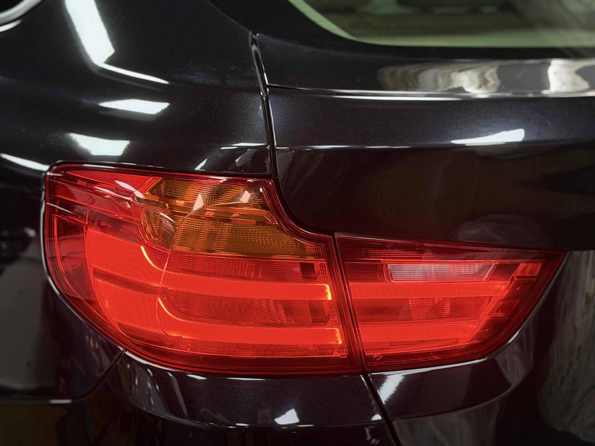 BMW 328i GT xDrive Luxury Line Steptronic-image-10