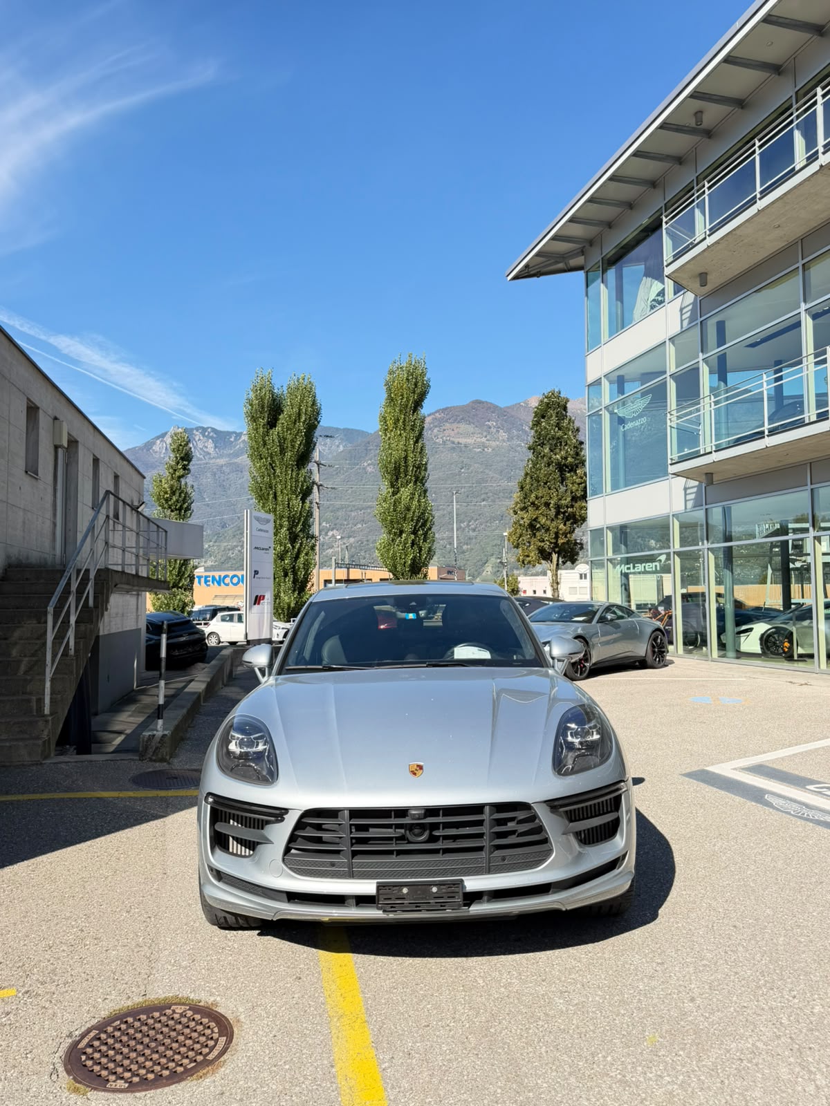 PORSCHE Macan Turbo PDK-image-4