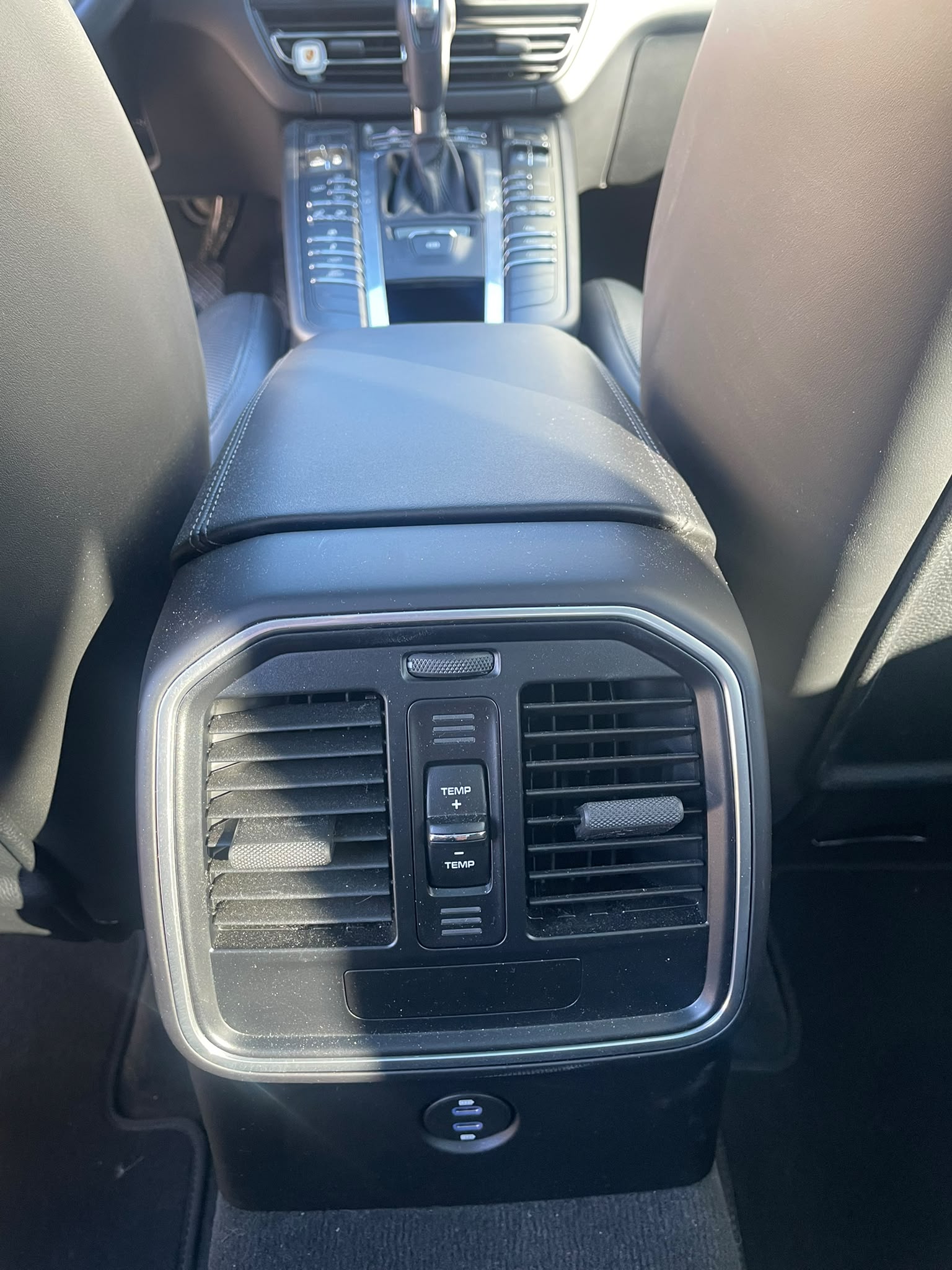 PORSCHE Macan Turbo PDK-image-8